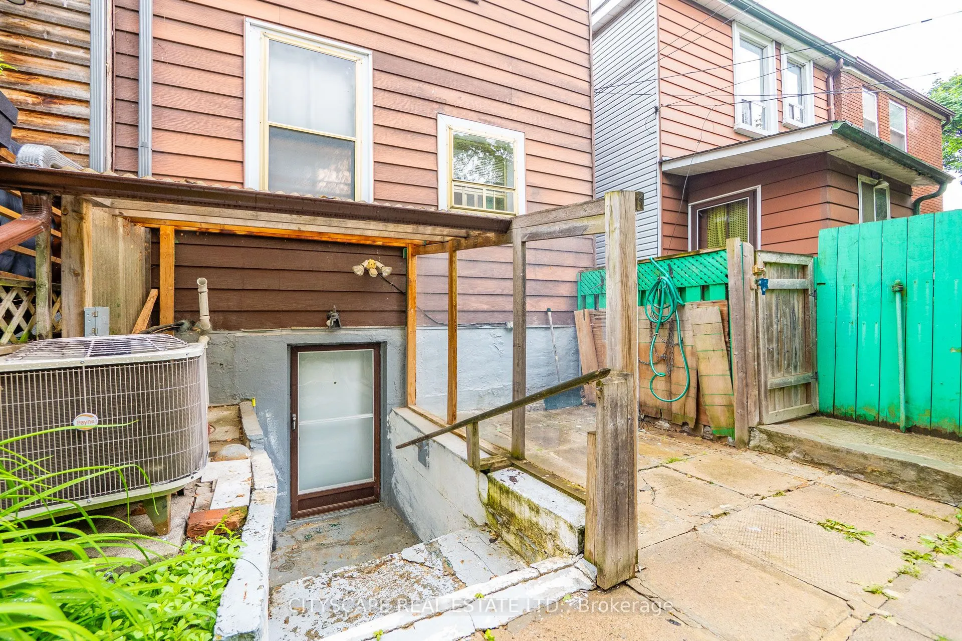 92 Bellwoods Avenue