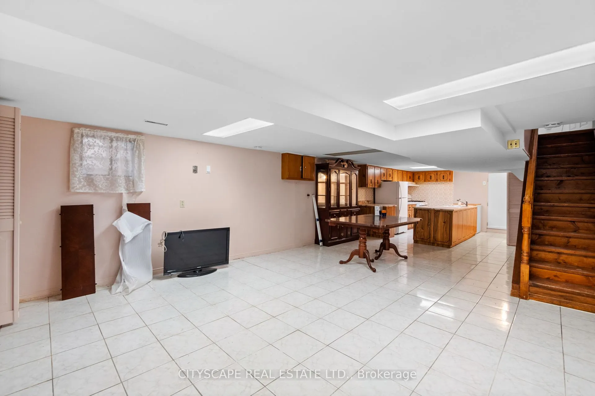 92 Bellwoods Avenue