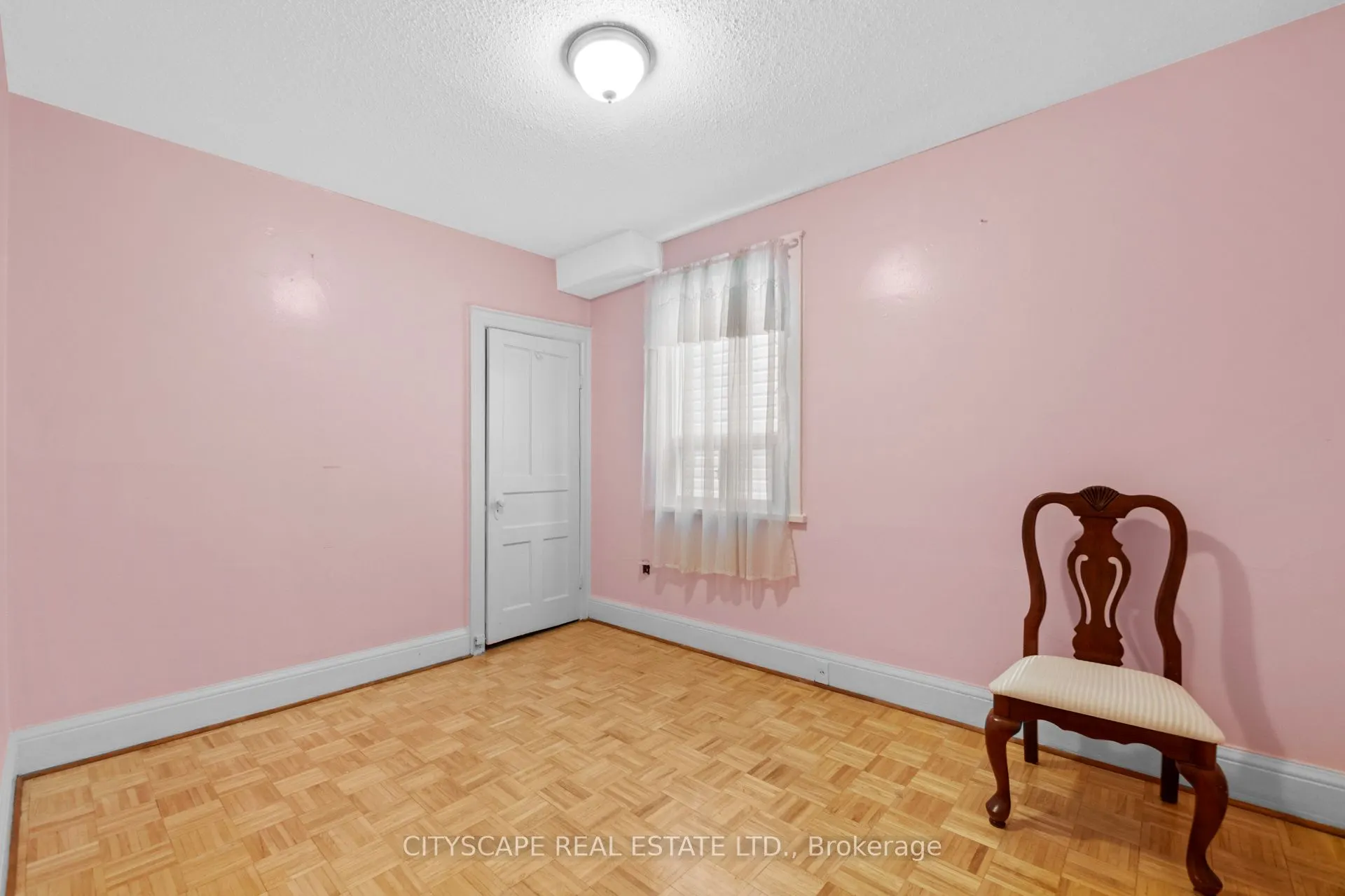 92 Bellwoods Avenue
