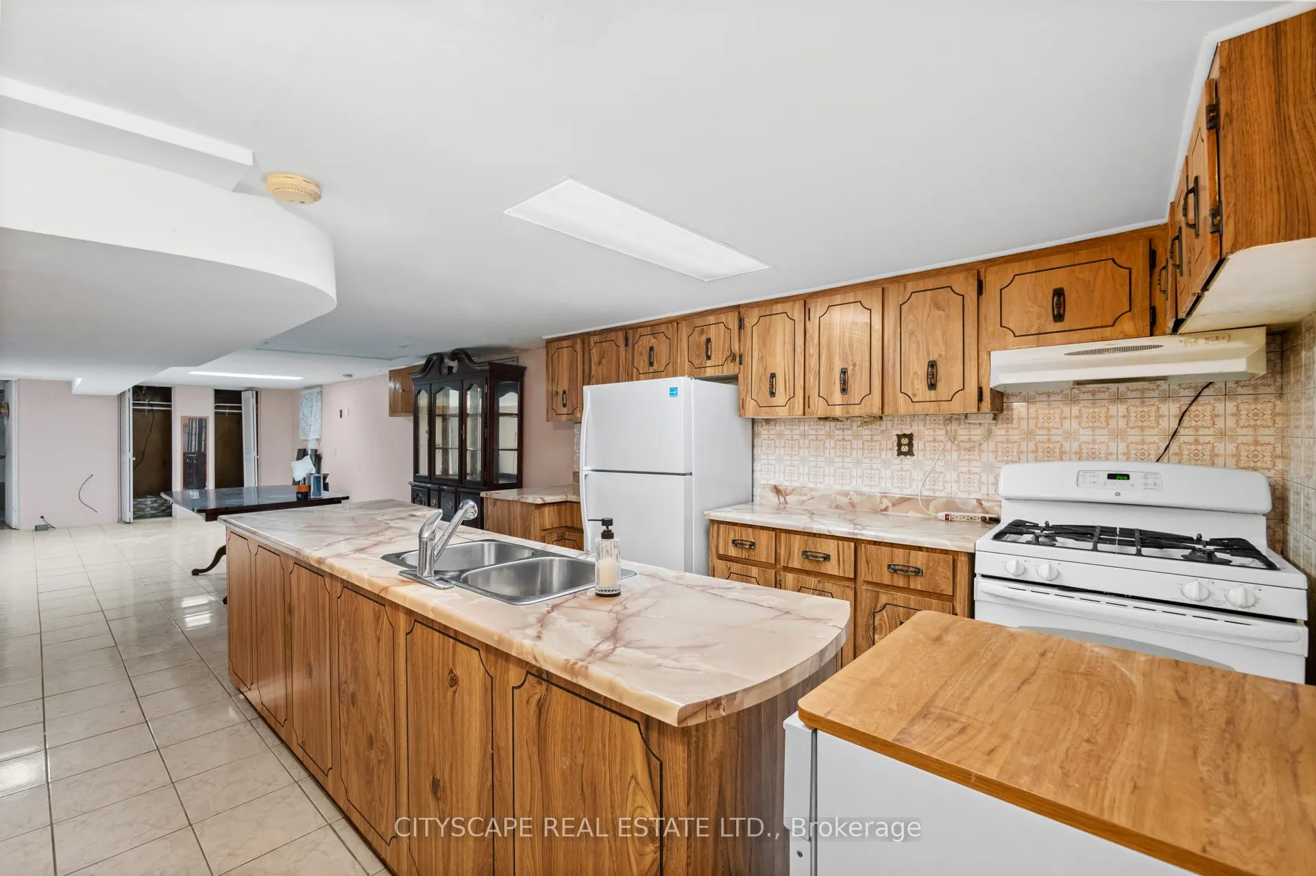 92 Bellwoods Avenue