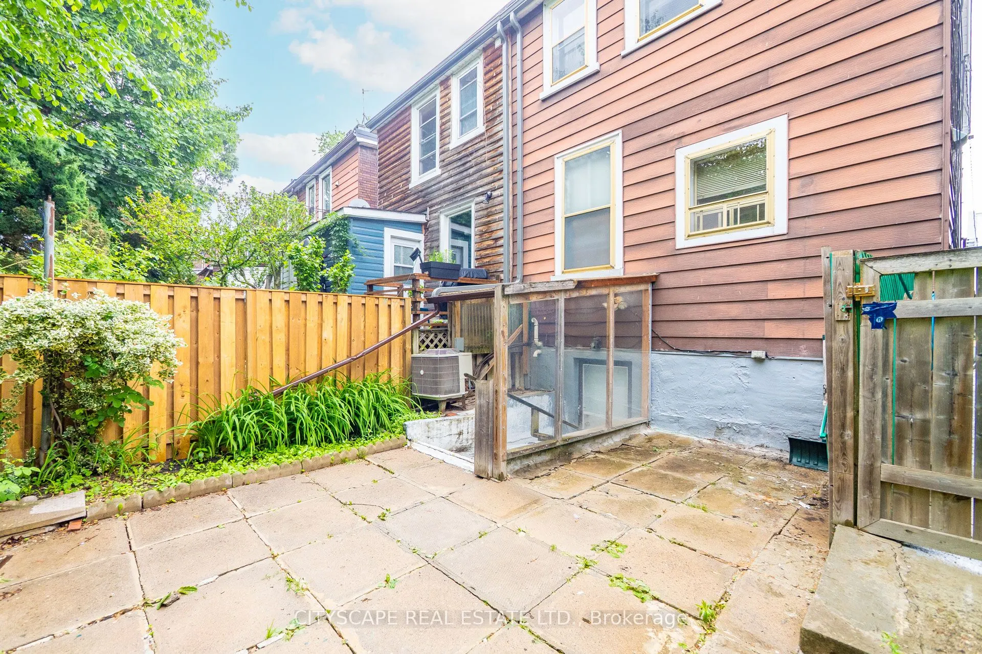 92 Bellwoods Avenue