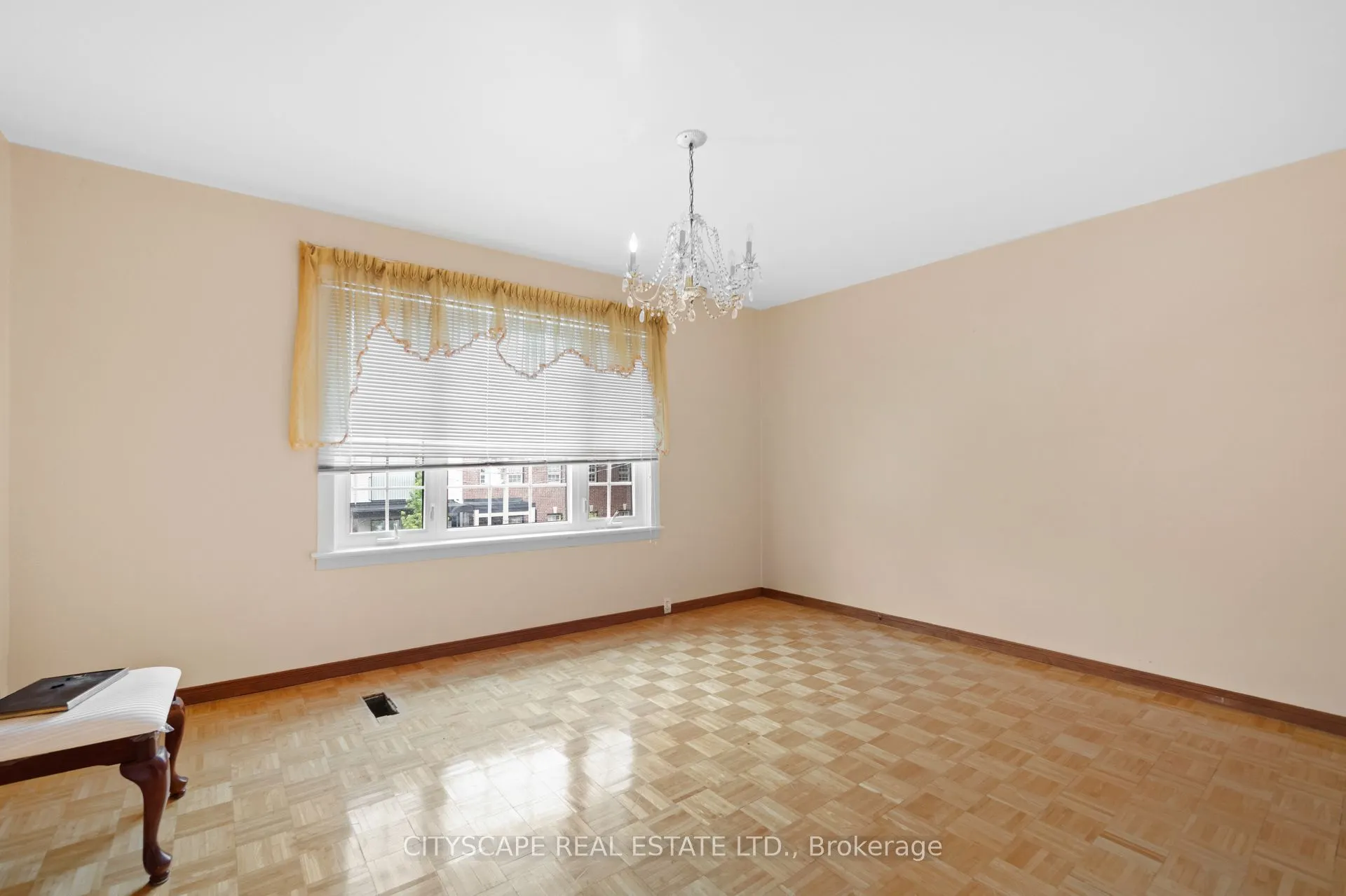 92 Bellwoods Avenue