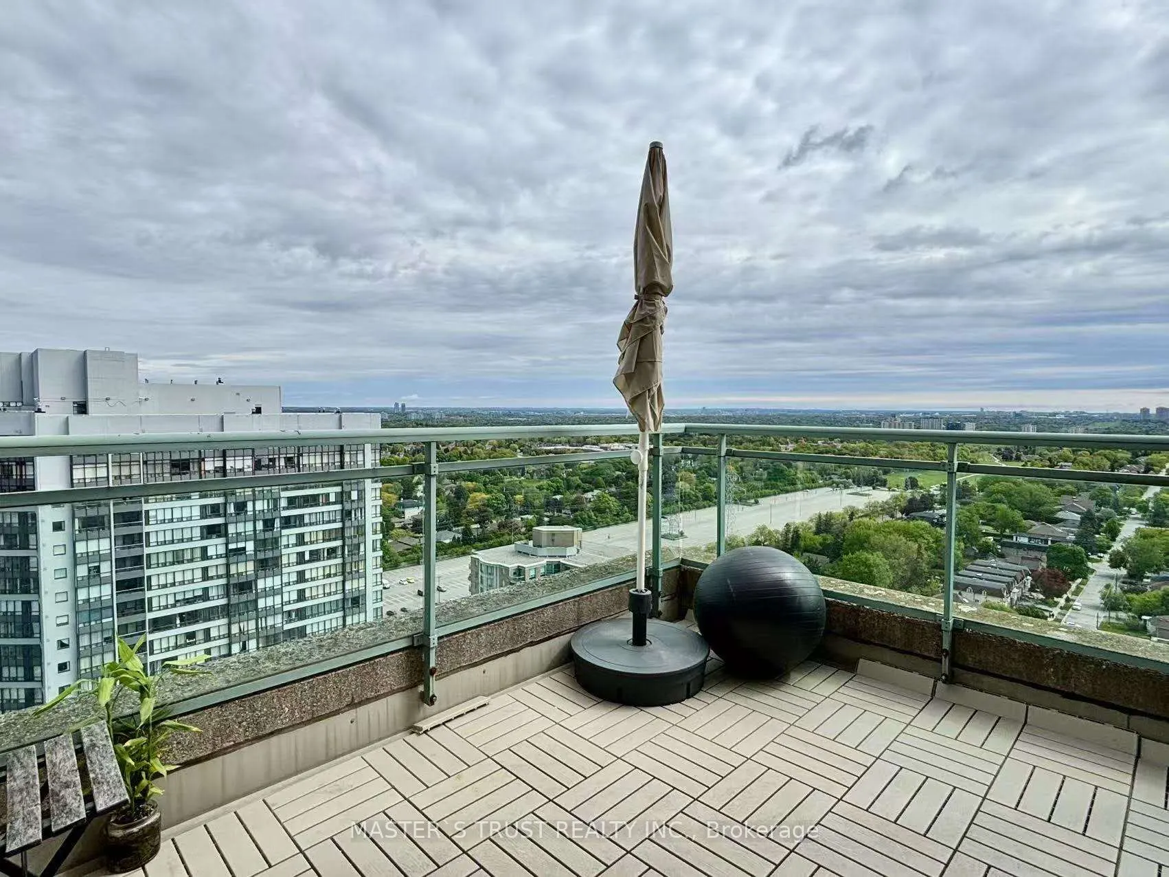 1 Pemberton Avenue, #Ph5