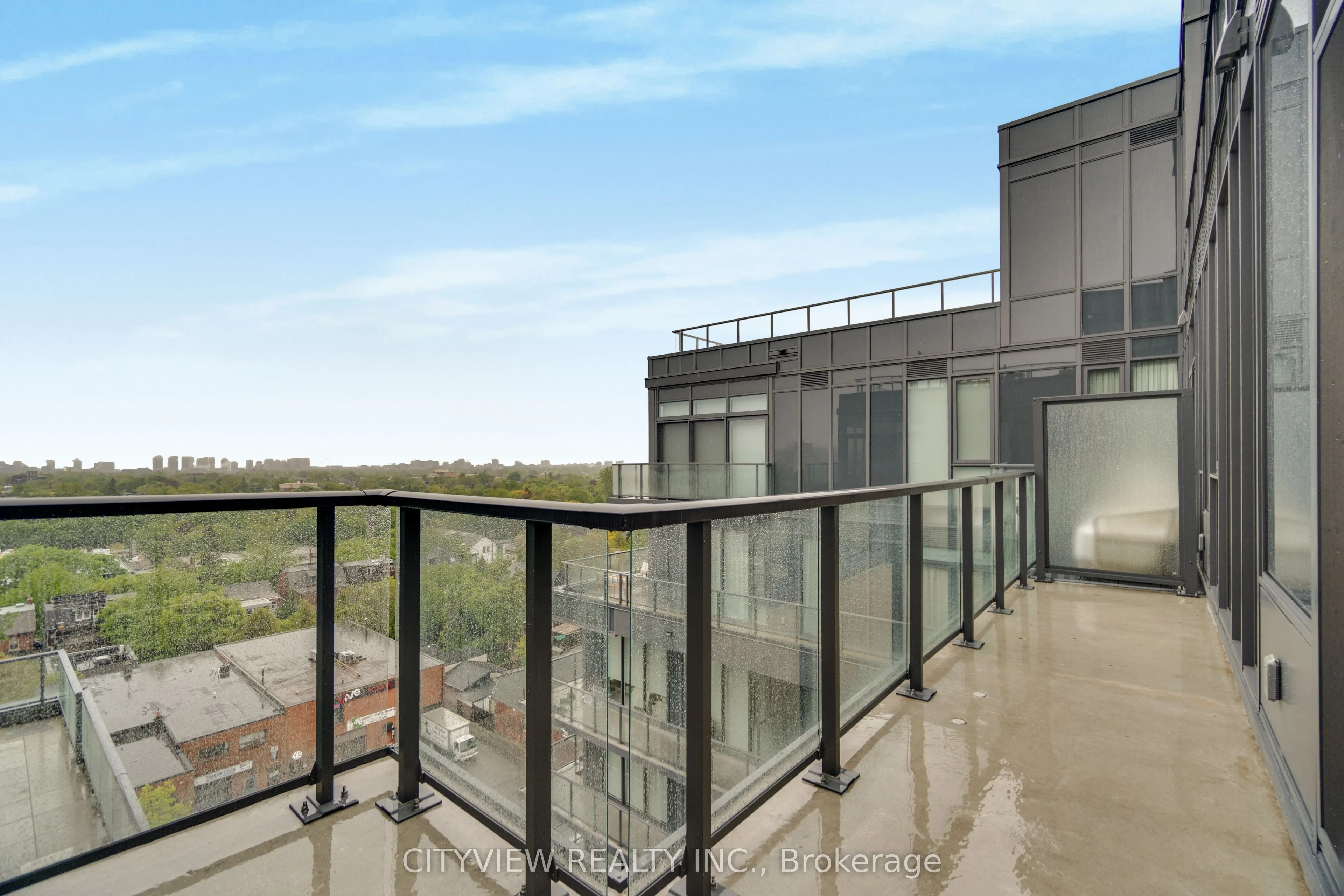 500 Dupont Street, #PH13