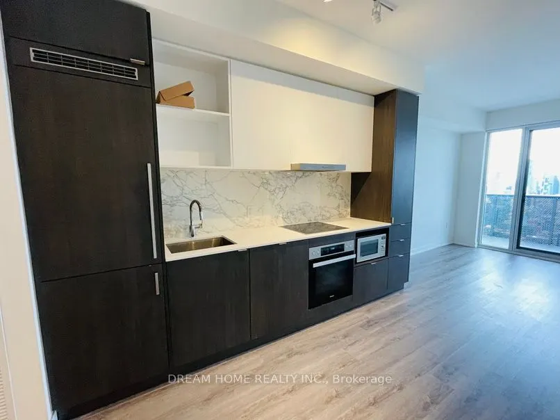138 Downes Street #6701