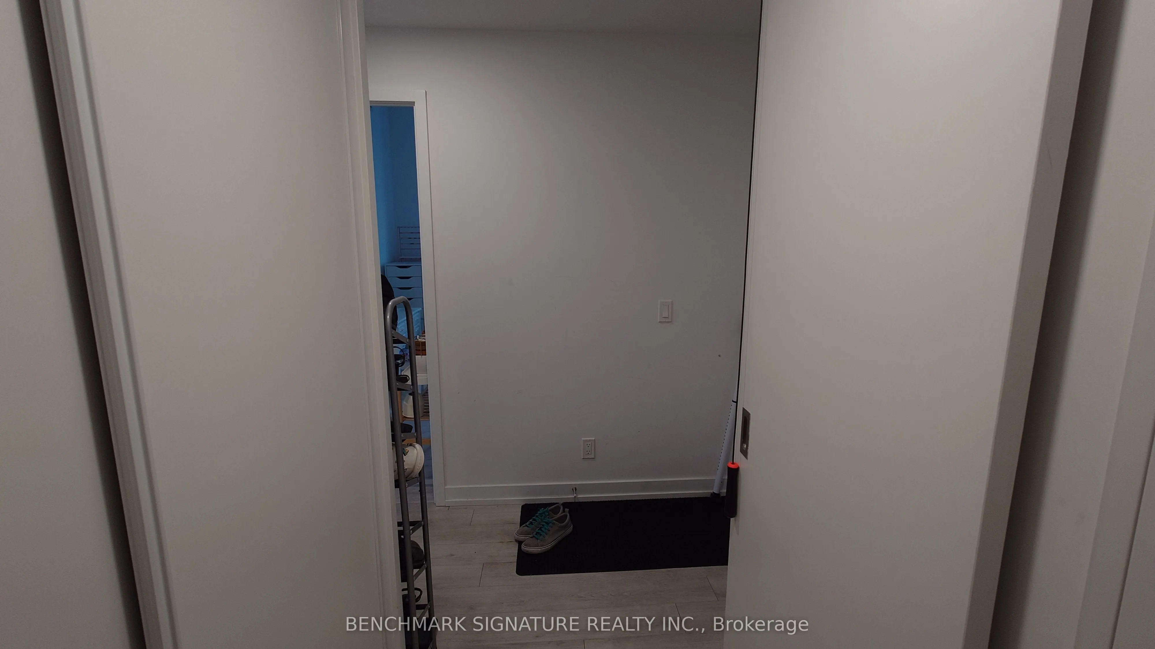 33 Helendale Avenue, #2902