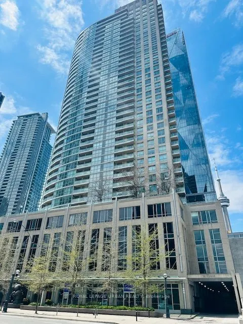 18 Yonge Street, #2205