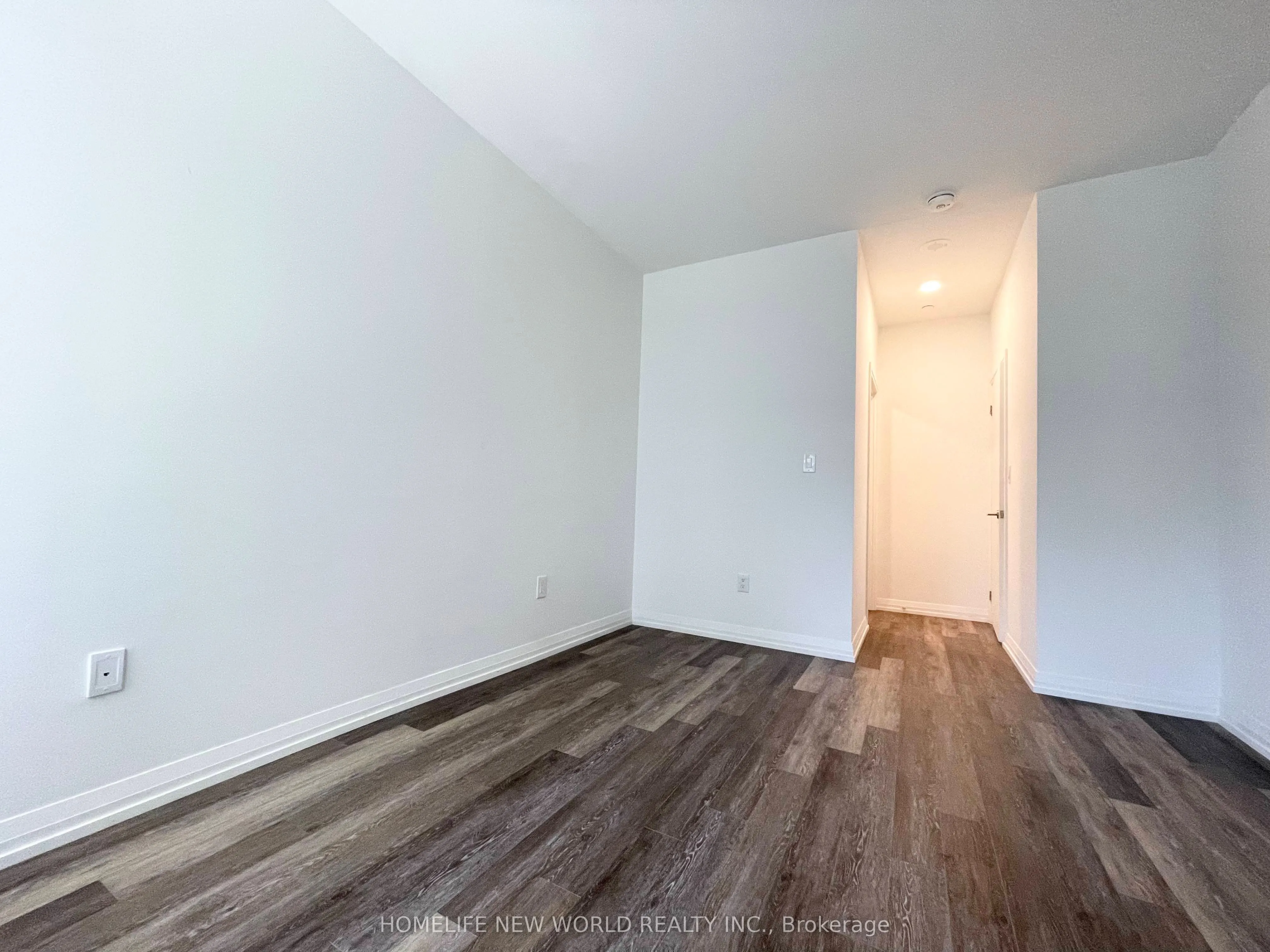75 Canterbury Place #207