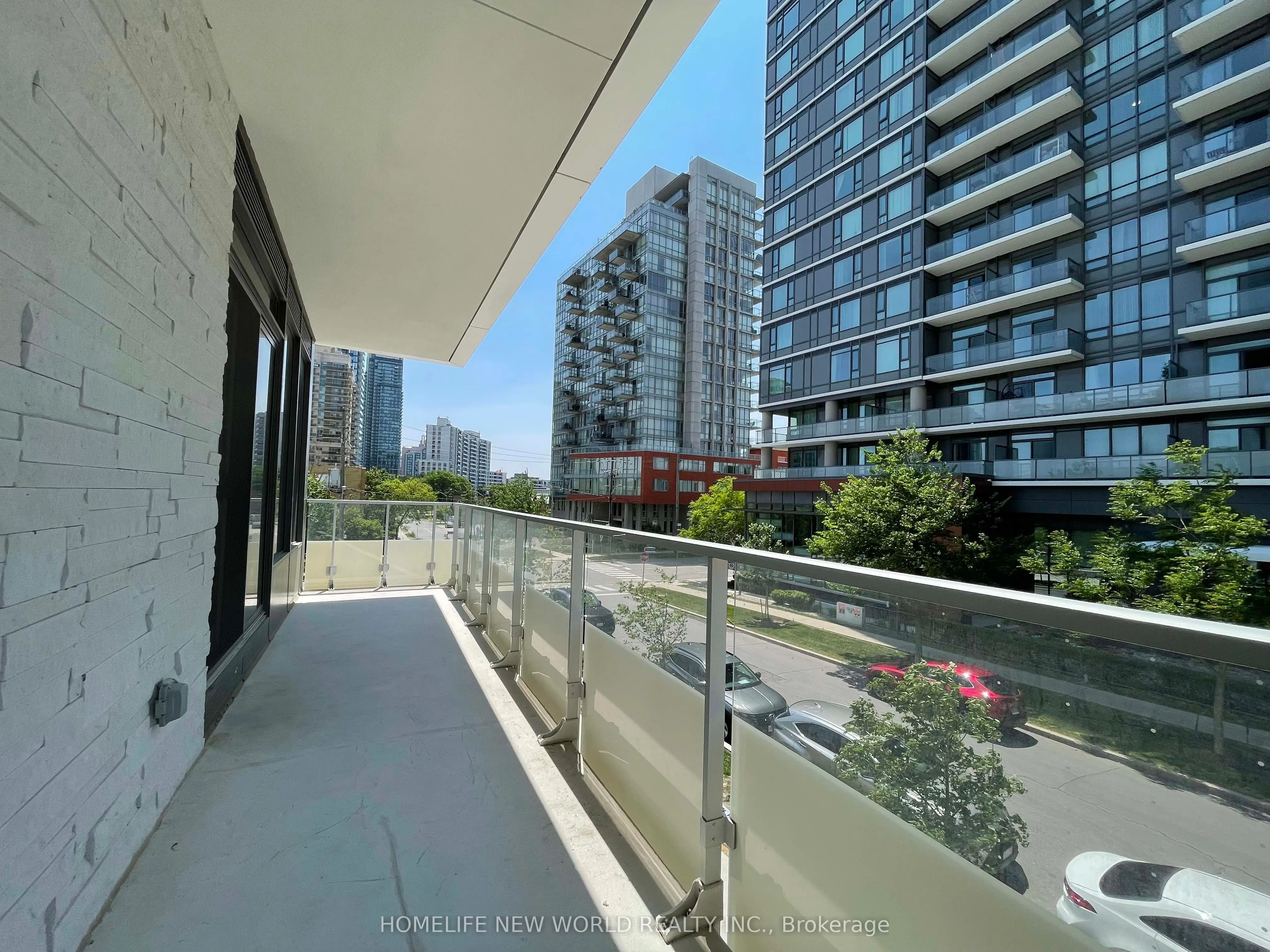 75 Canterbury Place #207