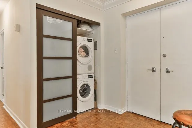 1A Dale Avenue, #206