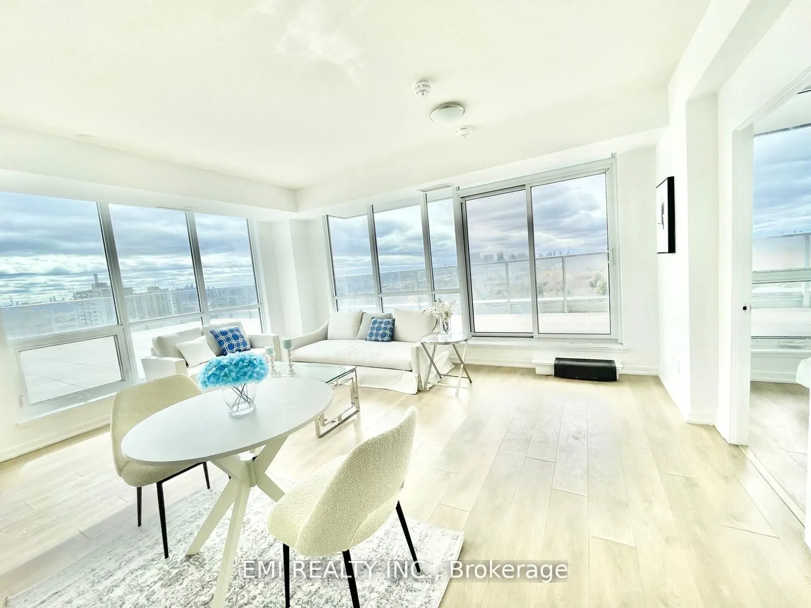 36 Forest Manor Road, #405