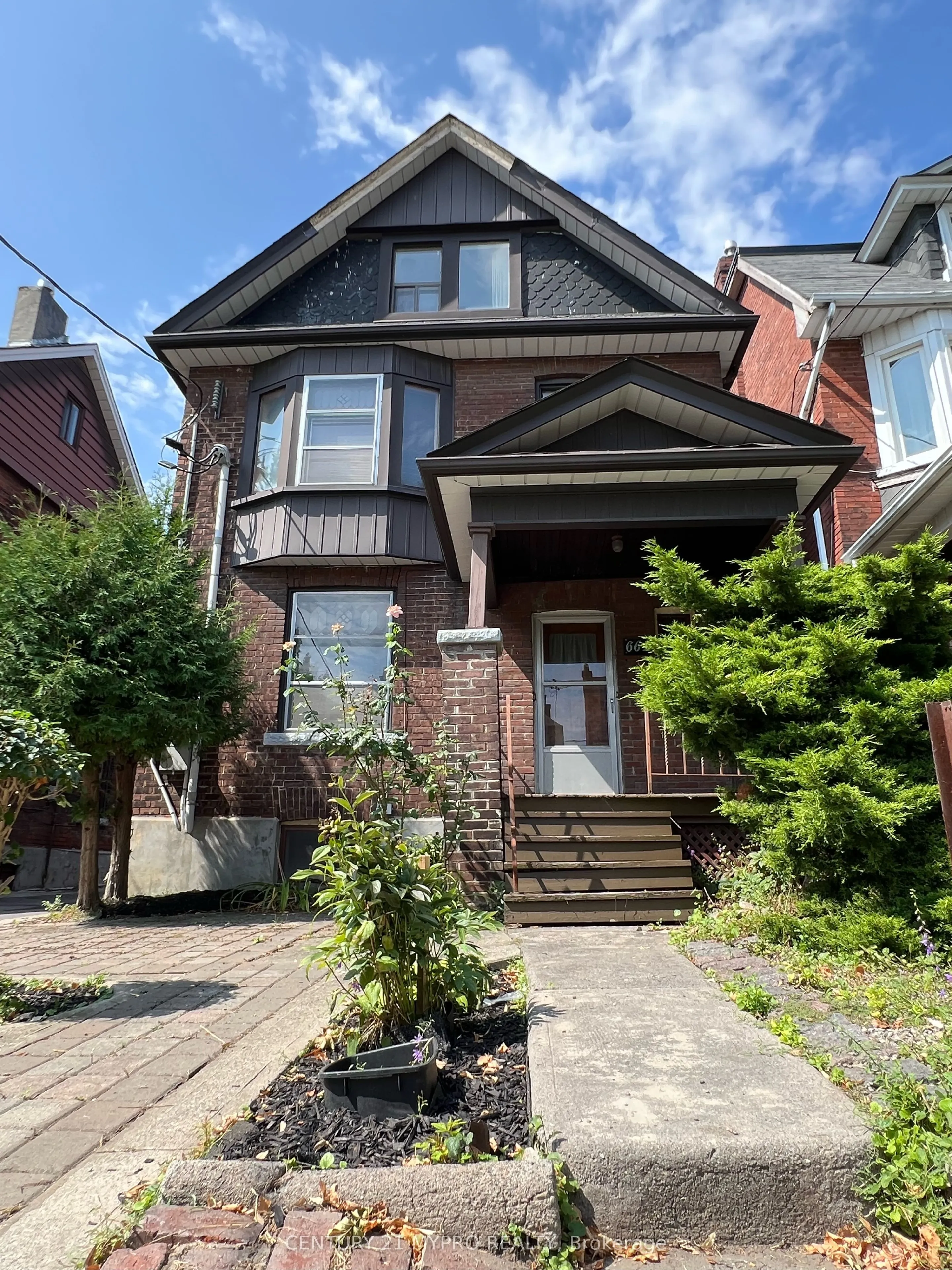 664 Shaw Street