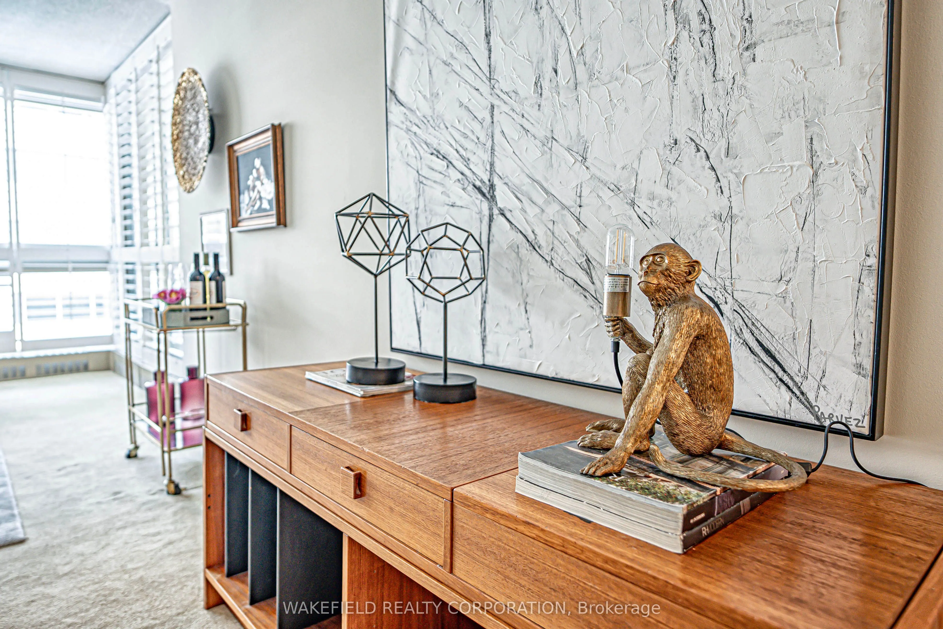 61 St Clair Avenue W #505