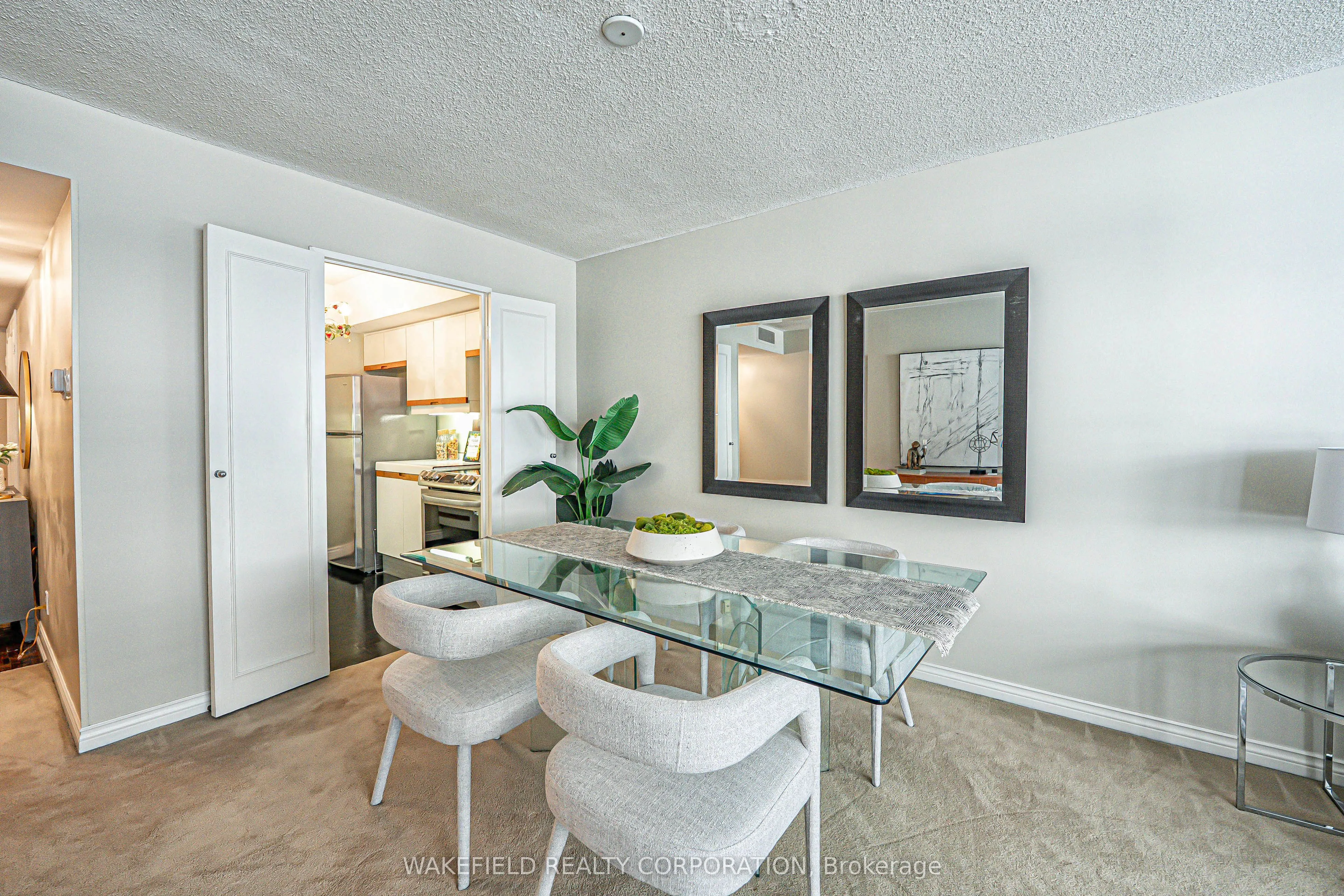 61 St Clair Avenue W #505