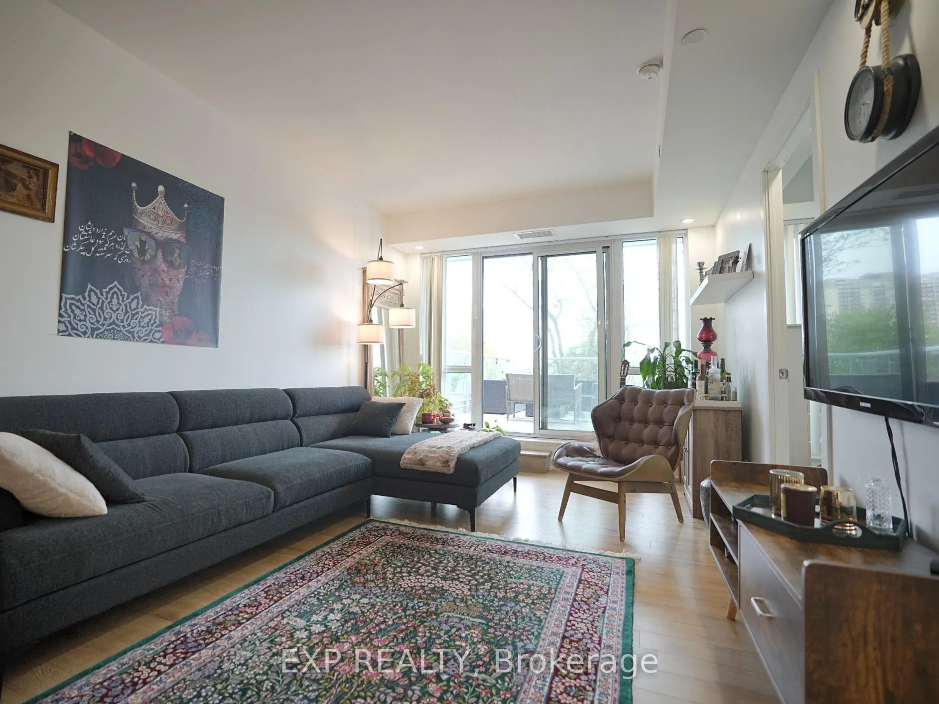 501 St Clair Avenue W, #312