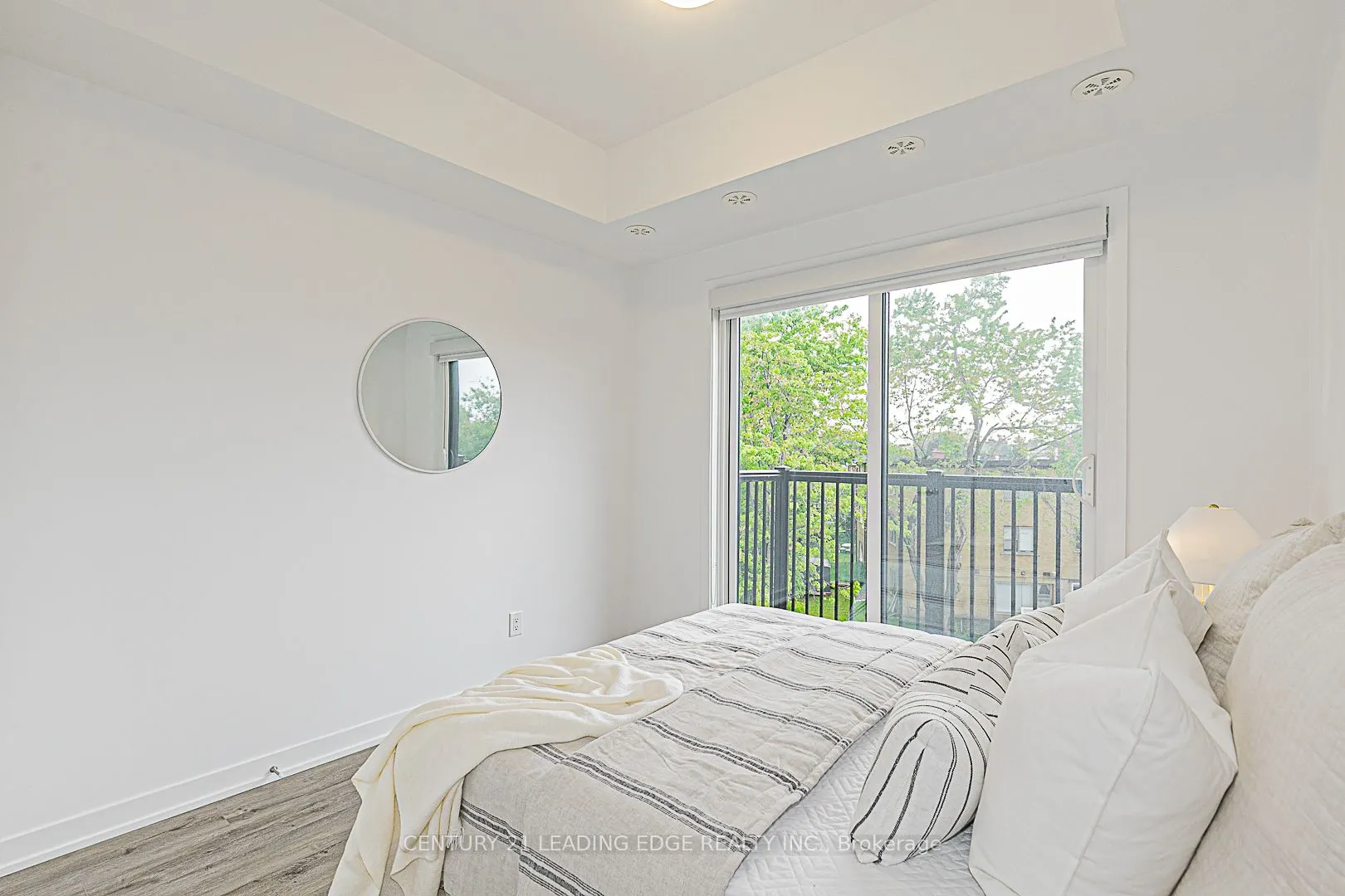 14 Marquette Avenue, #10