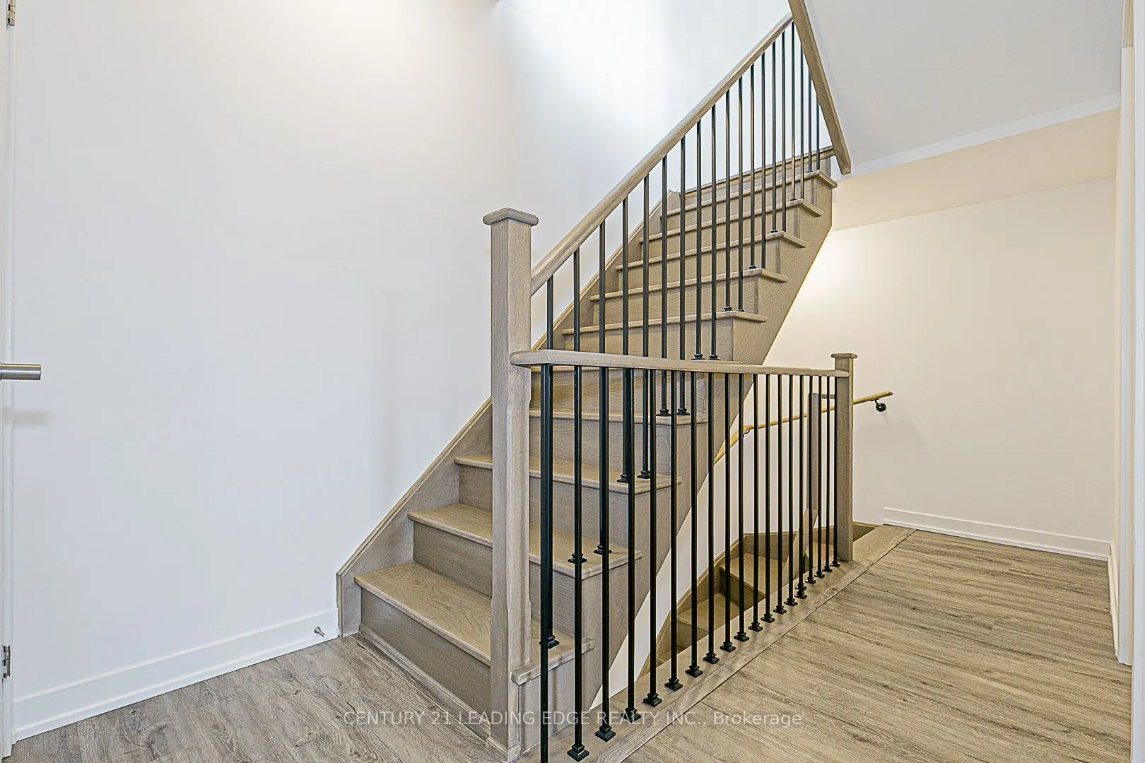14 Marquette Avenue, #10