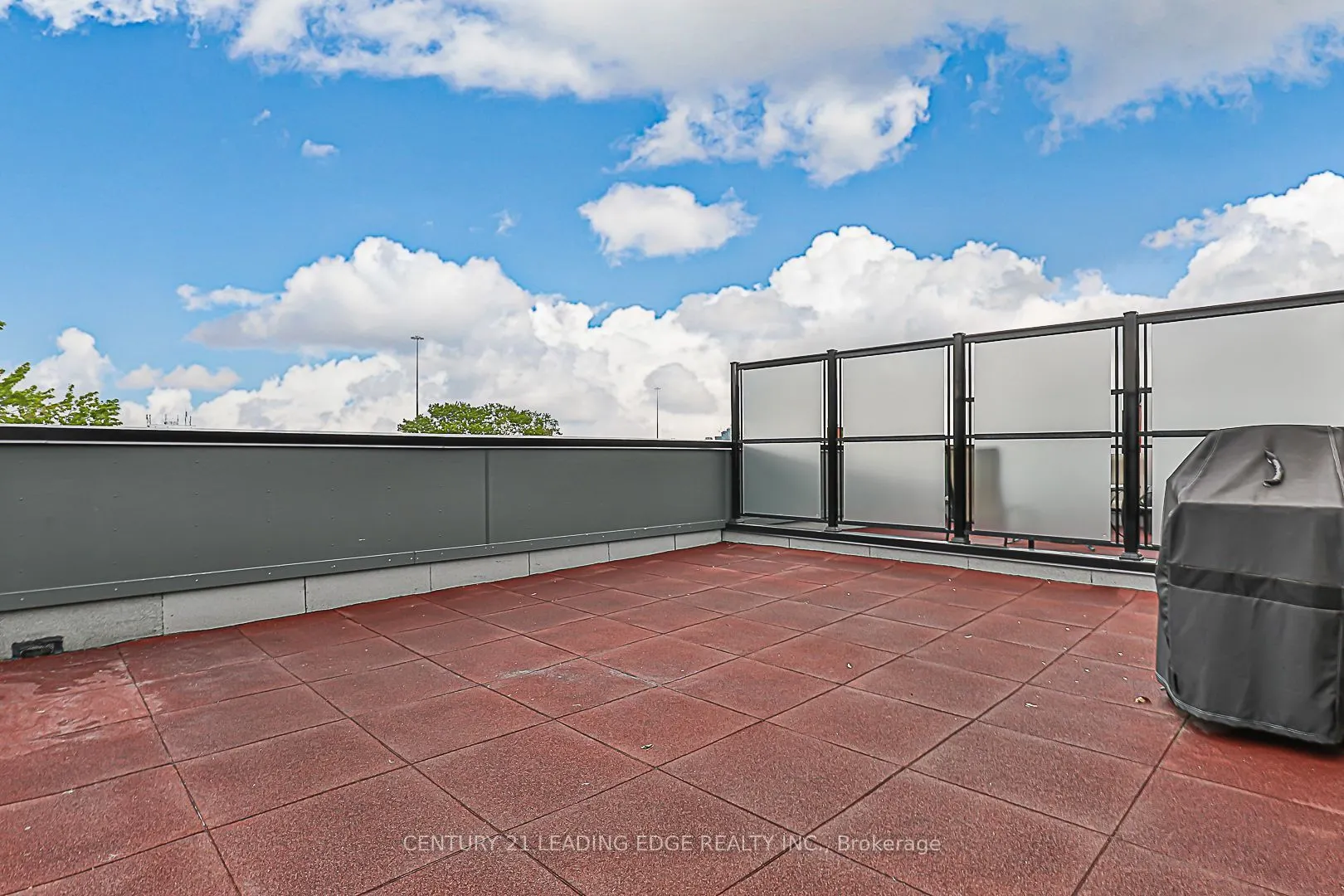 14 Marquette Avenue, #10