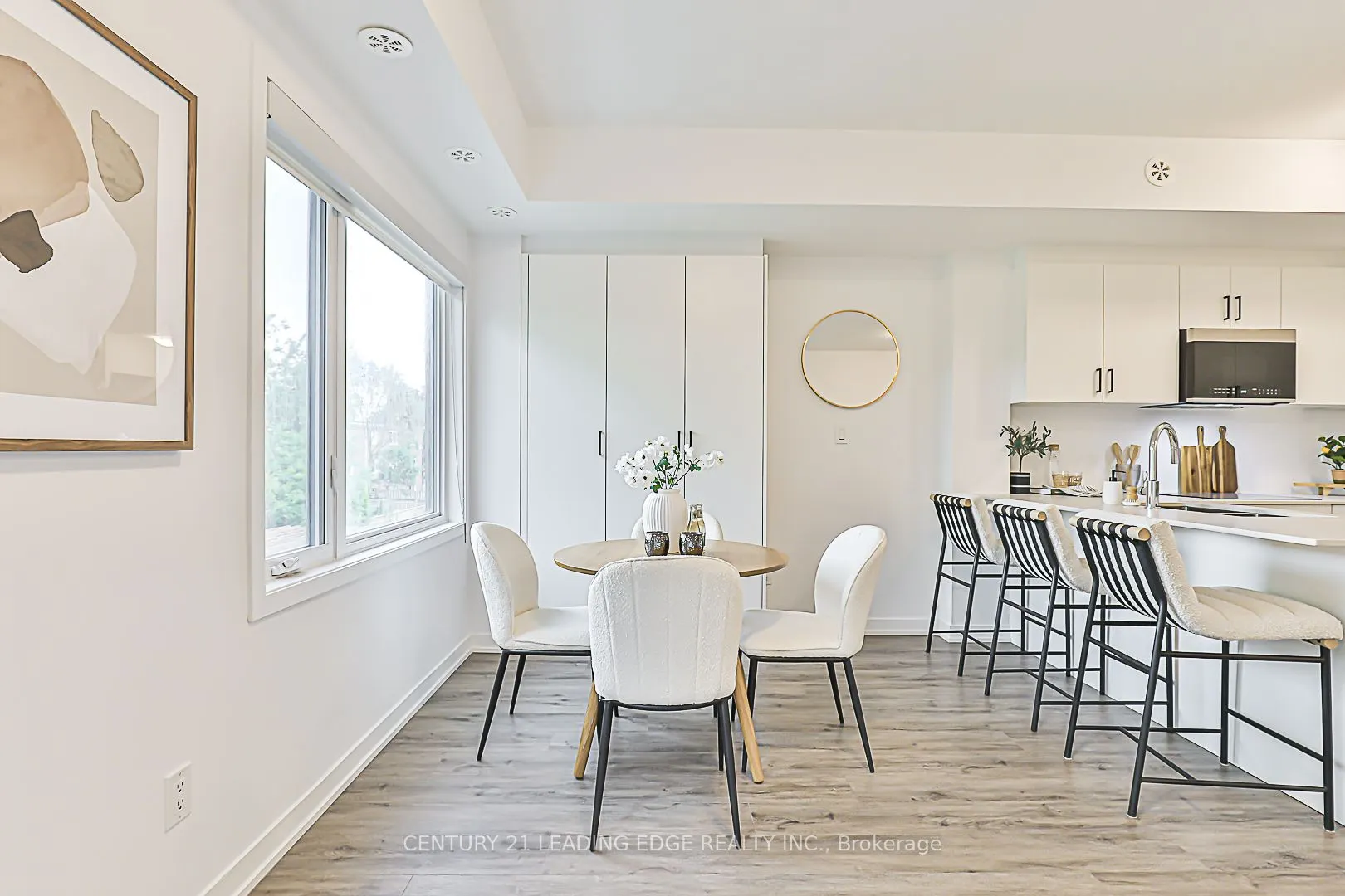 14 Marquette Avenue, #10