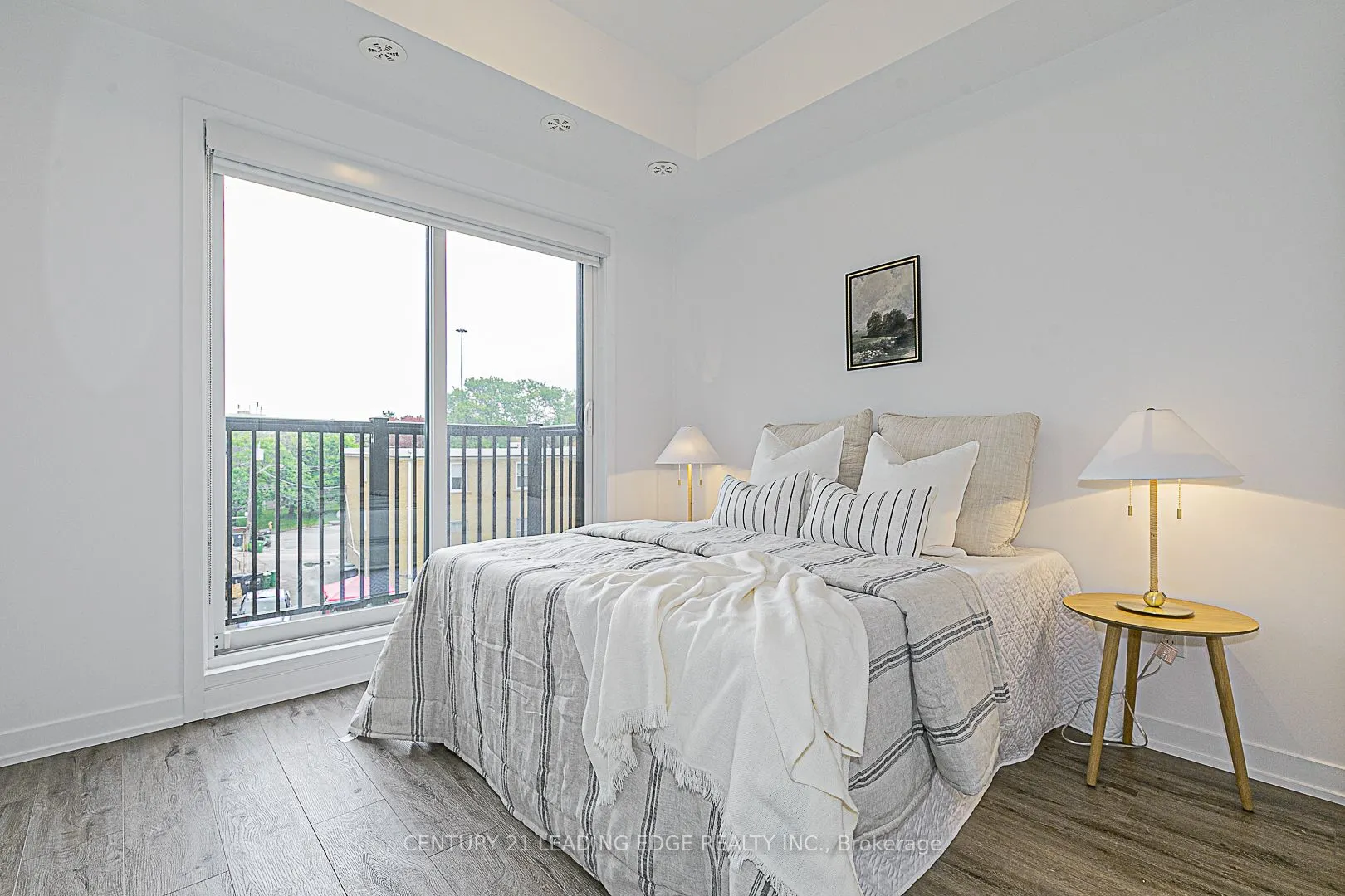 14 Marquette Avenue, #10