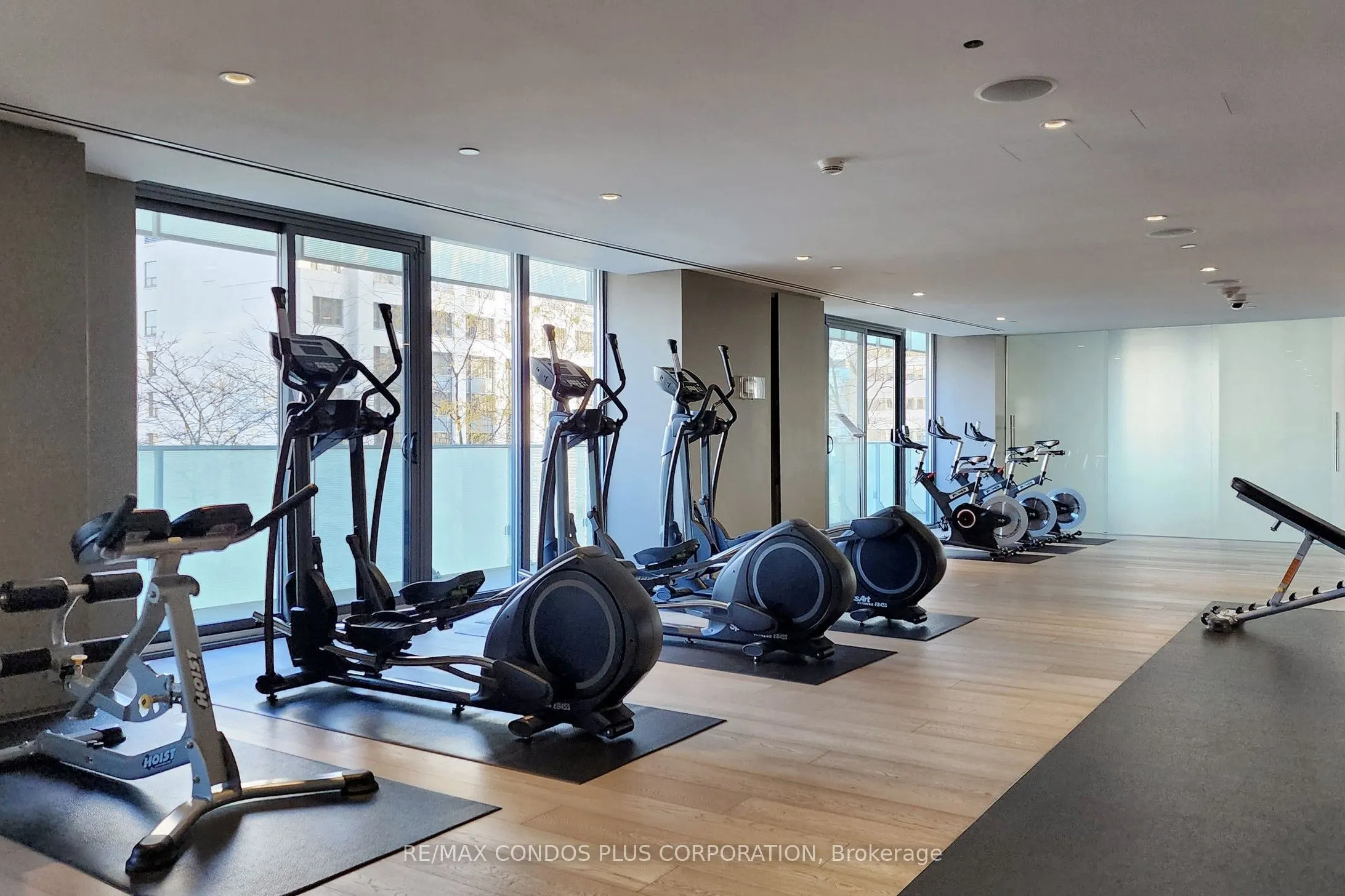 200 Bloor Street W, #2105