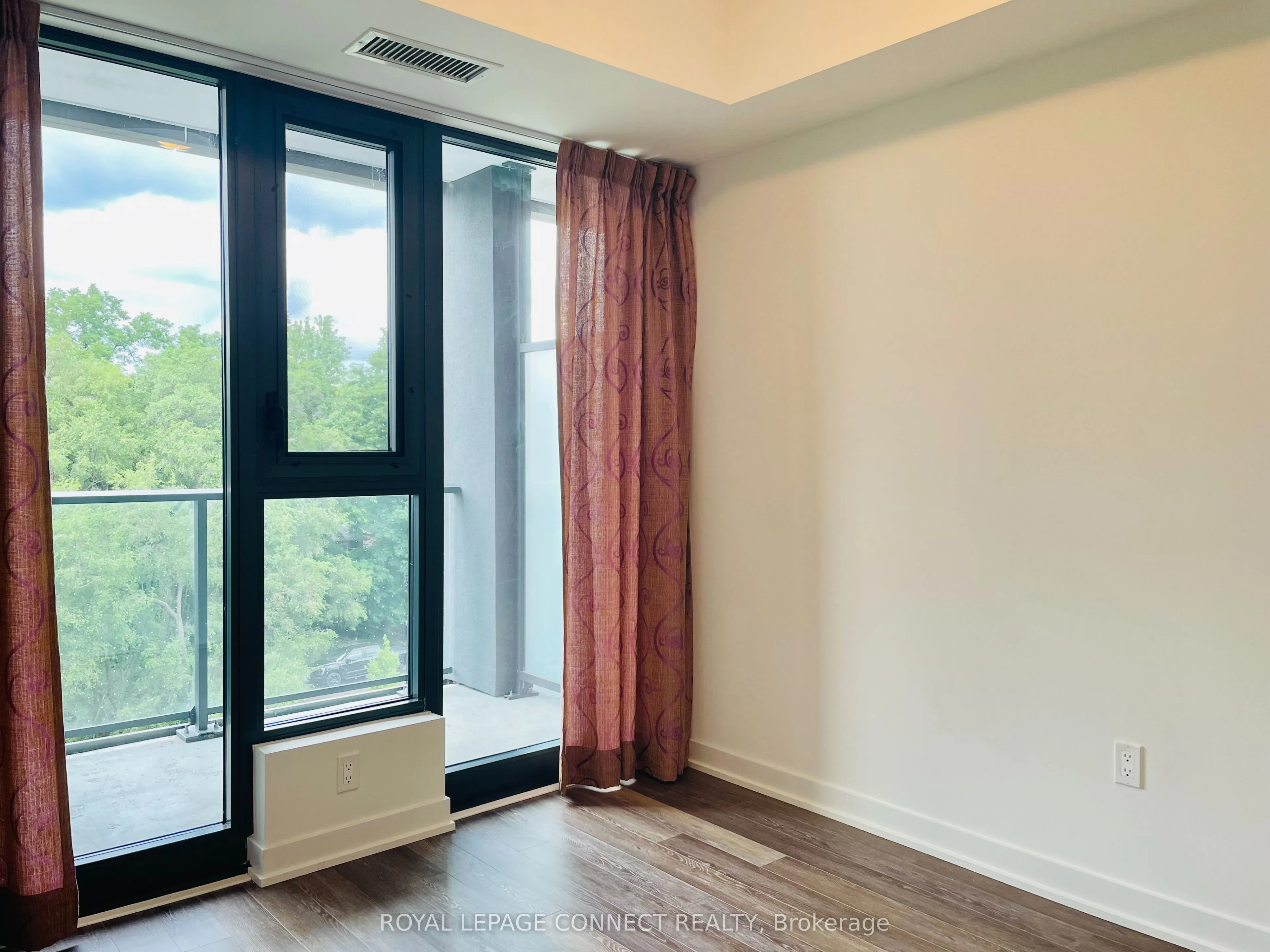 250 Lawrence Avenue W, #504