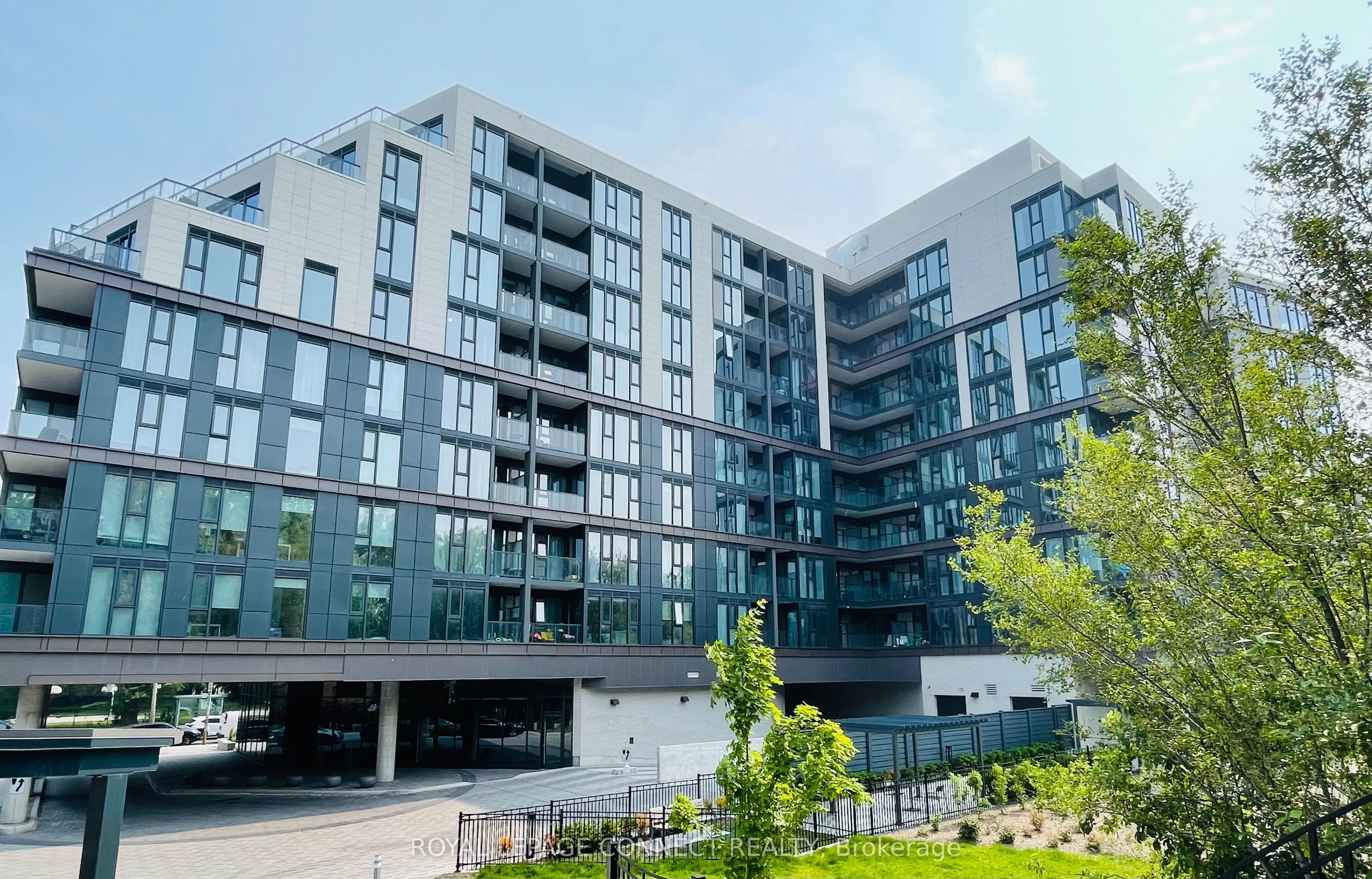 250 Lawrence Avenue W, #504
