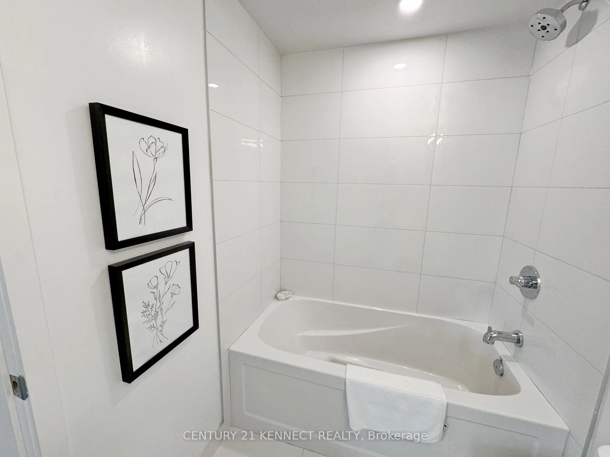 238 Simcoe Street, #3306