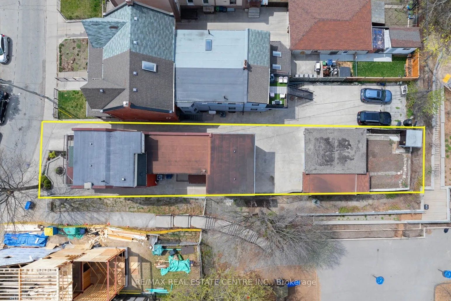 14 Churchill Avenue
