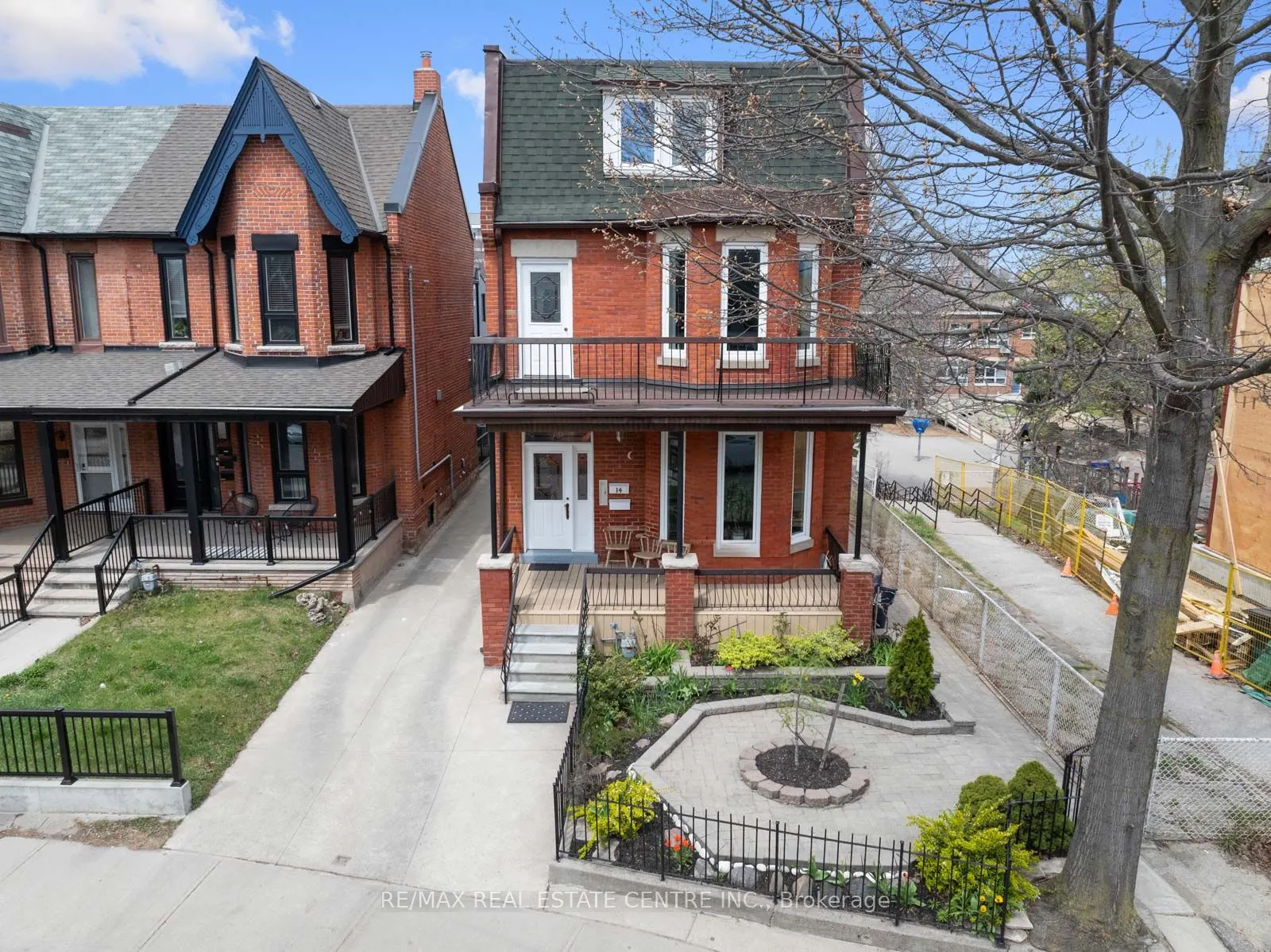 14 Churchill Avenue