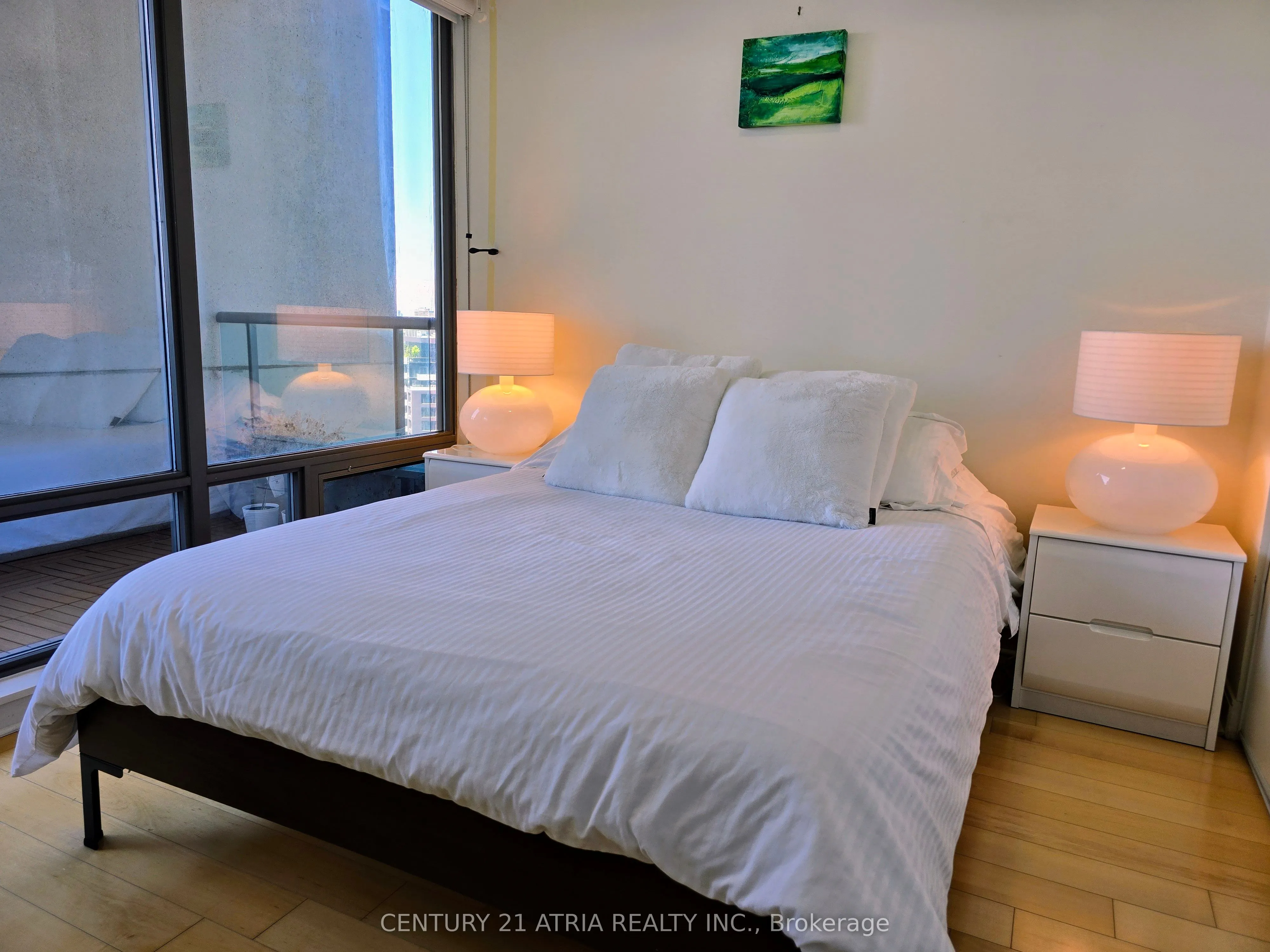 18 Yorkville Avenue, #3103