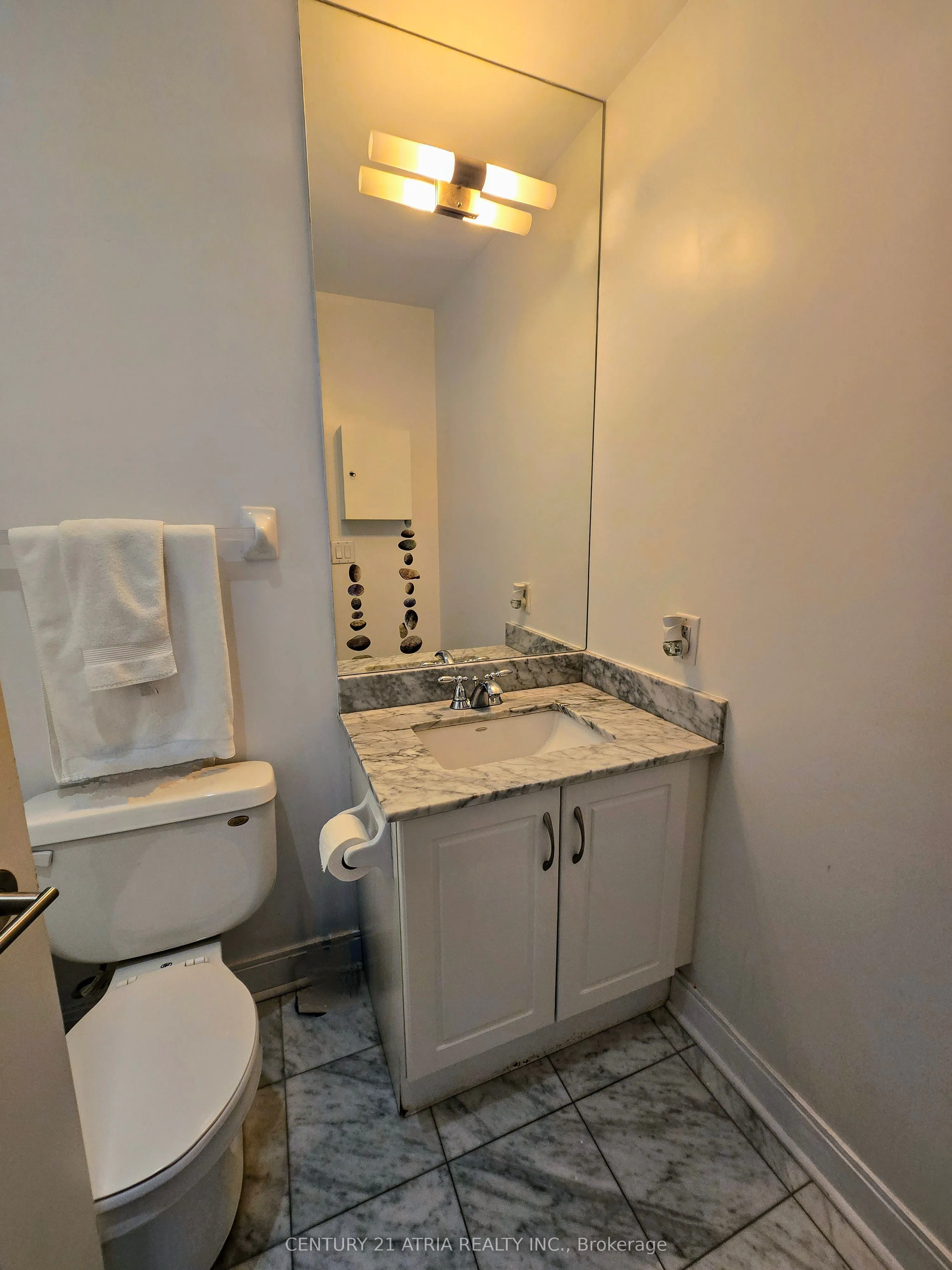 18 Yorkville Avenue, #3103