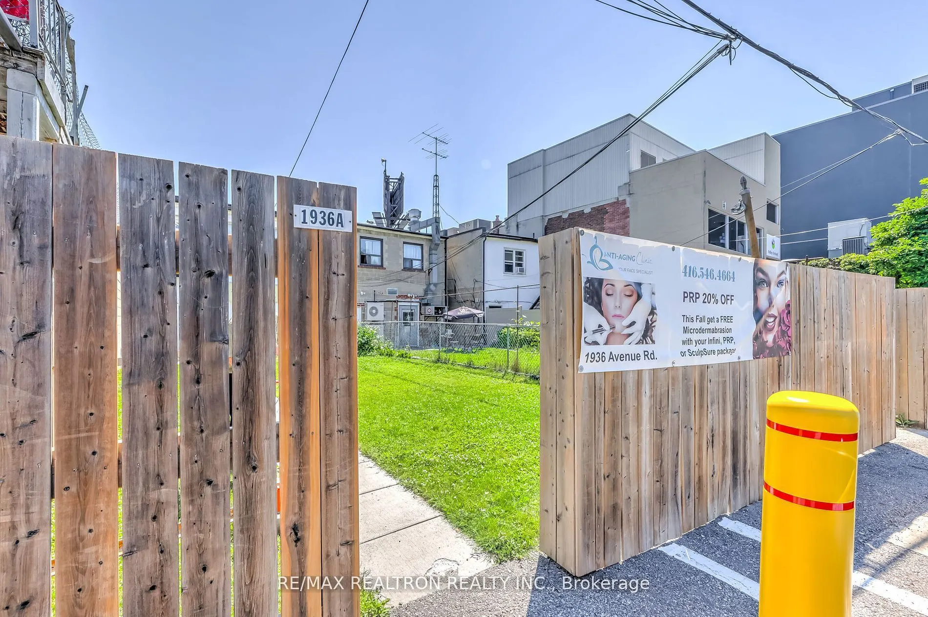 1936 Avenue Road