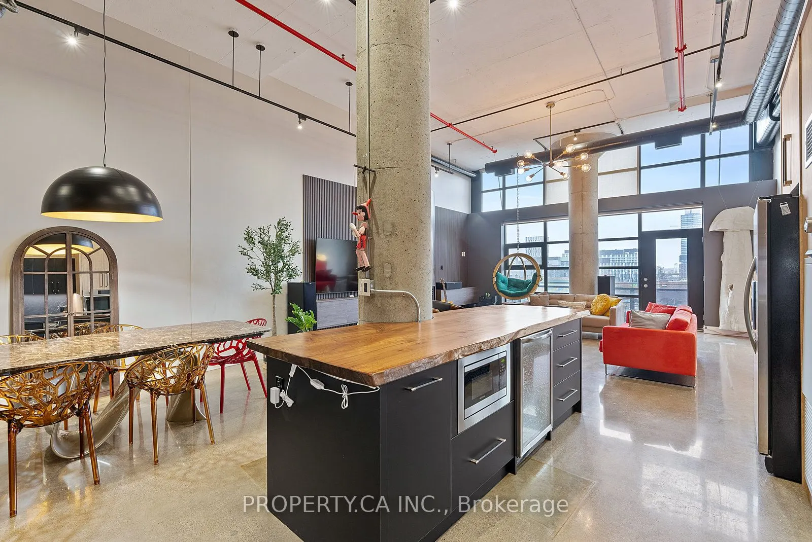 90 Sumach Street, #606