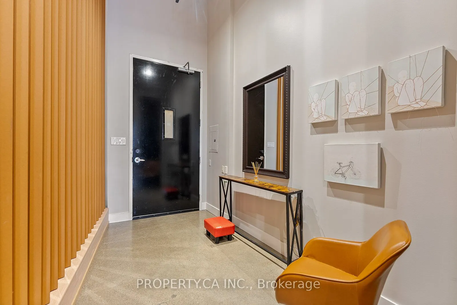 90 Sumach Street, #606