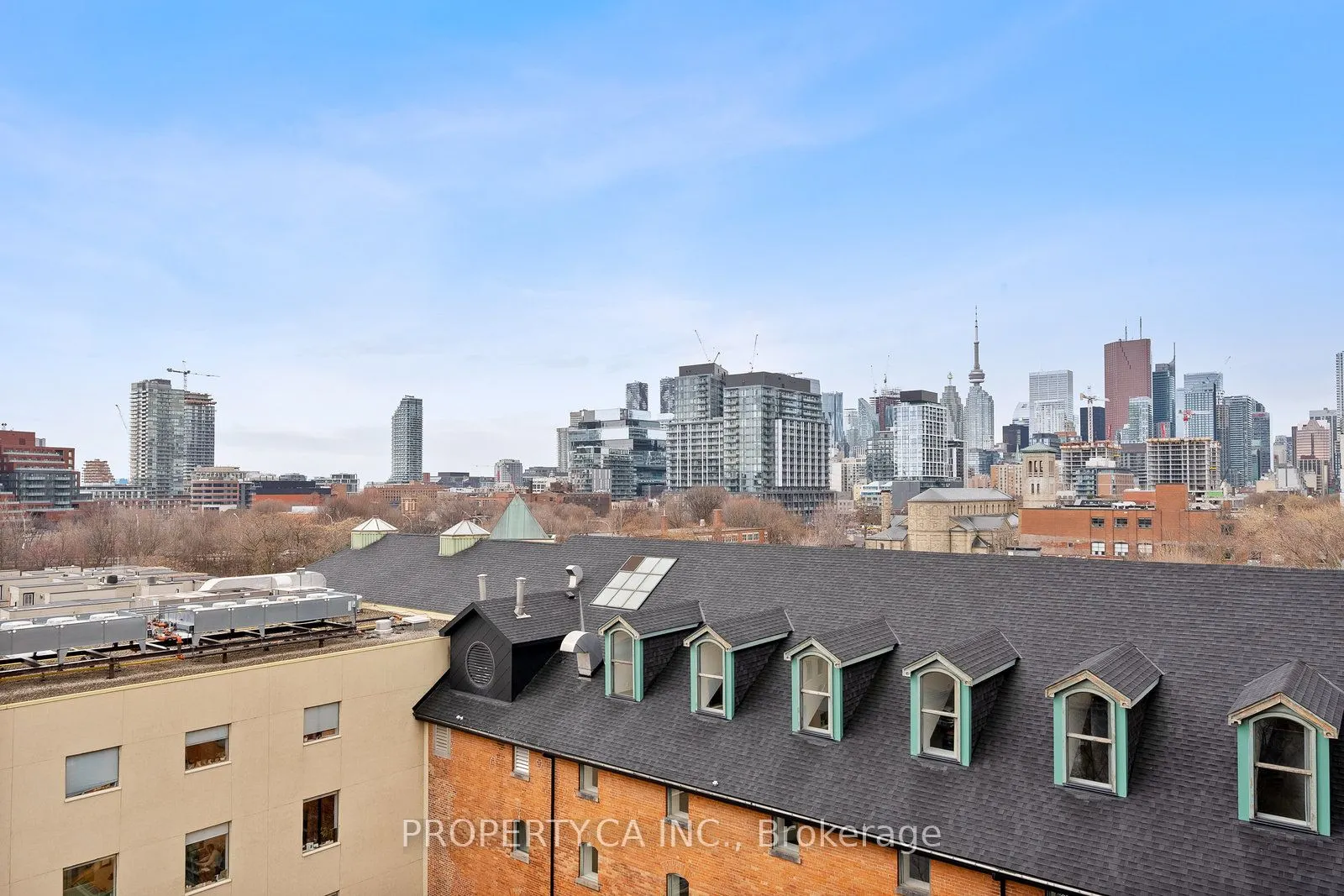 90 Sumach Street, #606