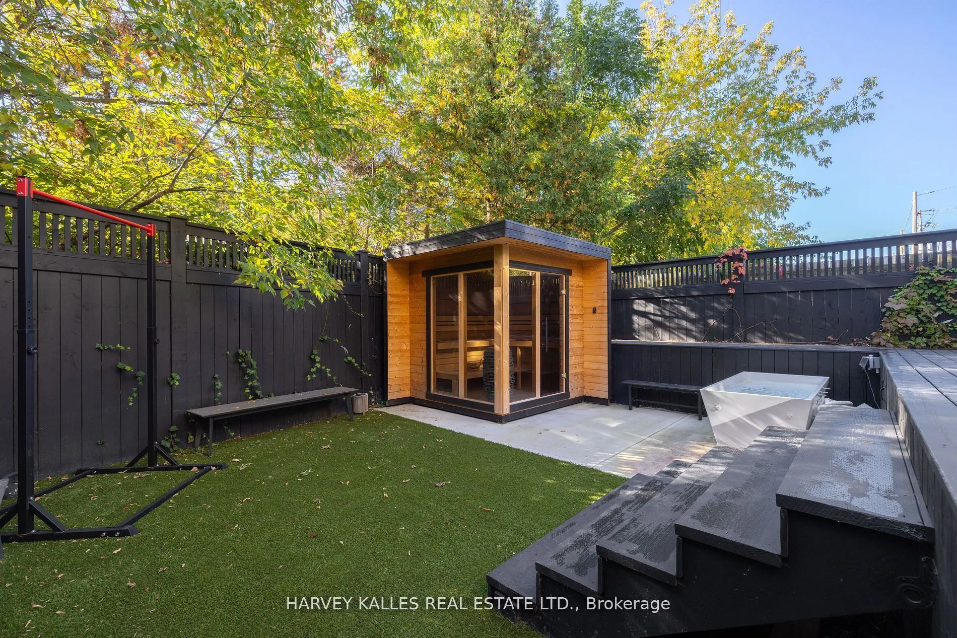 233 MacPherson Avenue