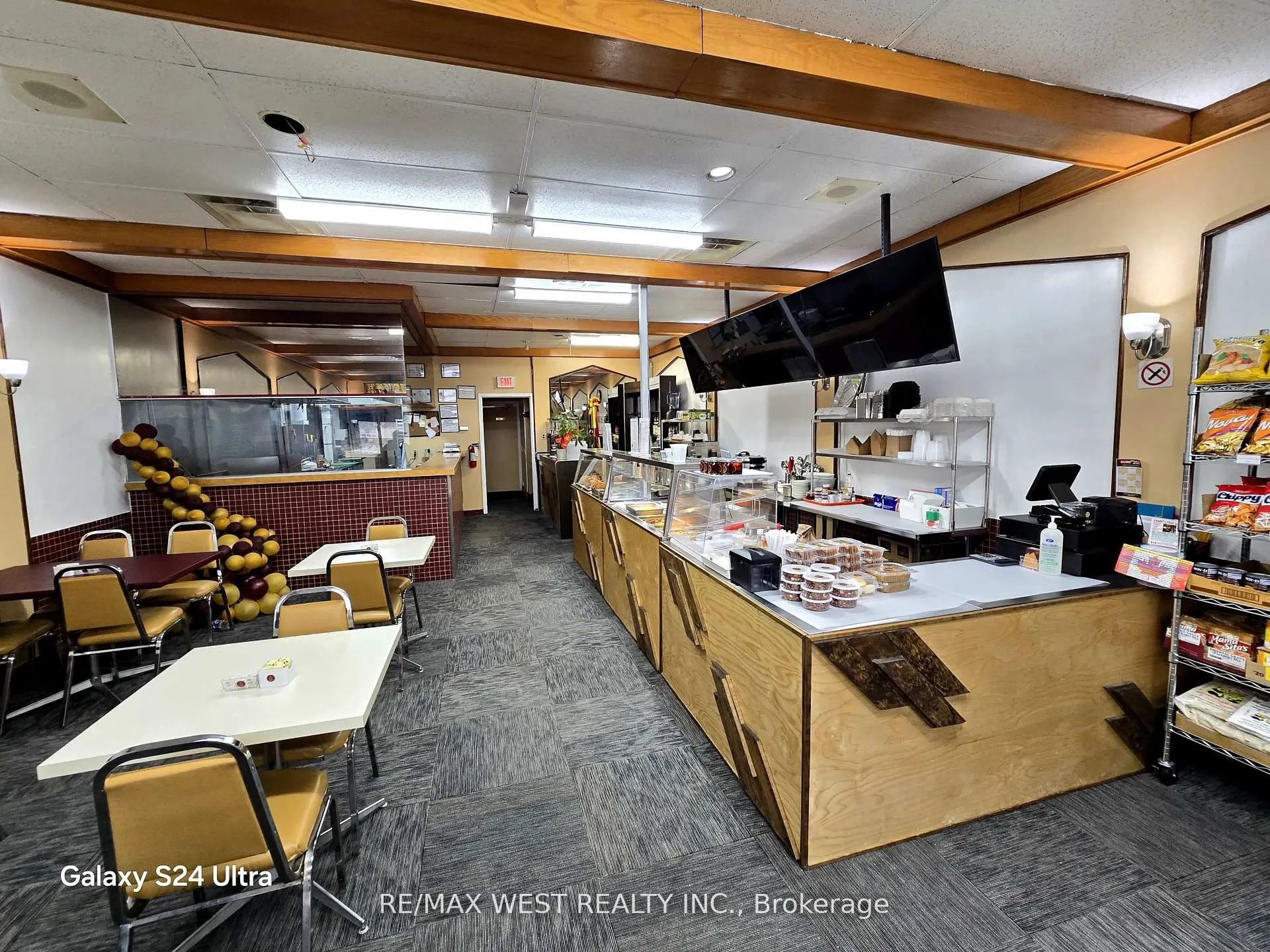 1646 Victoria Park Avenue, #2