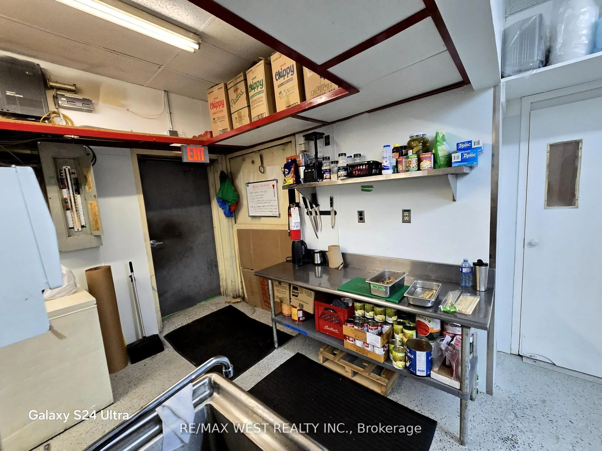 1646 Victoria Park Avenue, #2