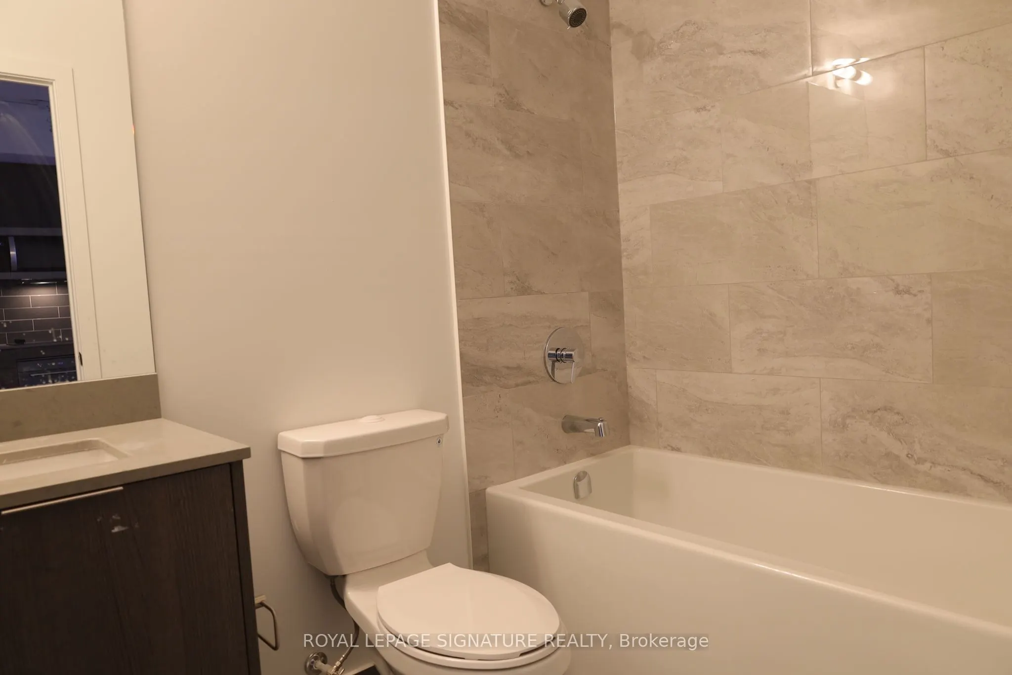 36 Forest Manor Road, #1201
