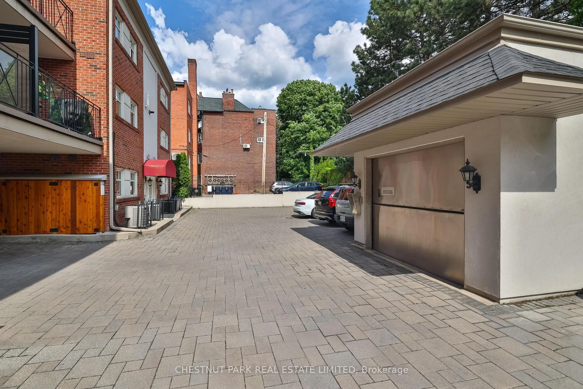317 Lonsdale Road, #2B
