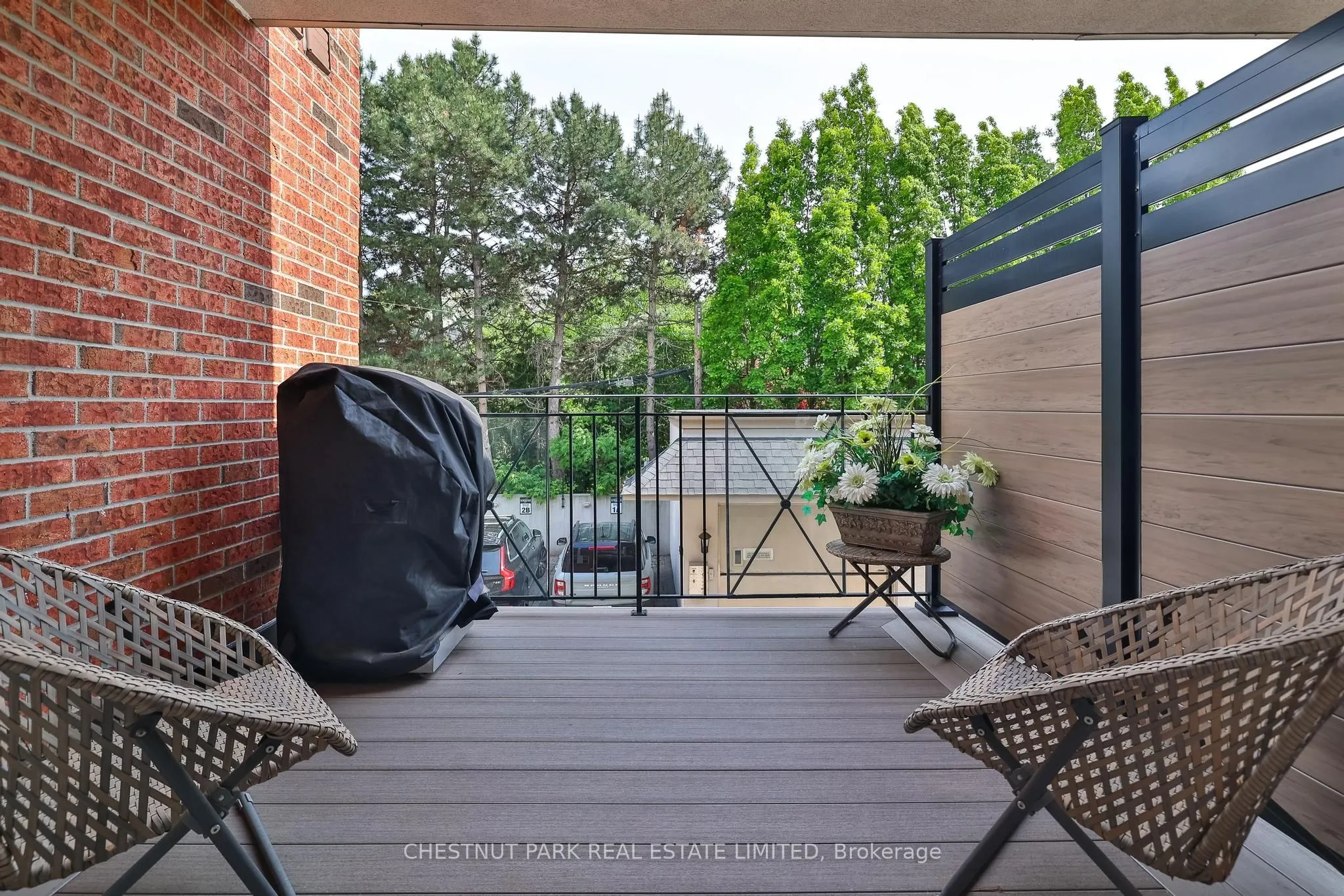 317 Lonsdale Road, #2B