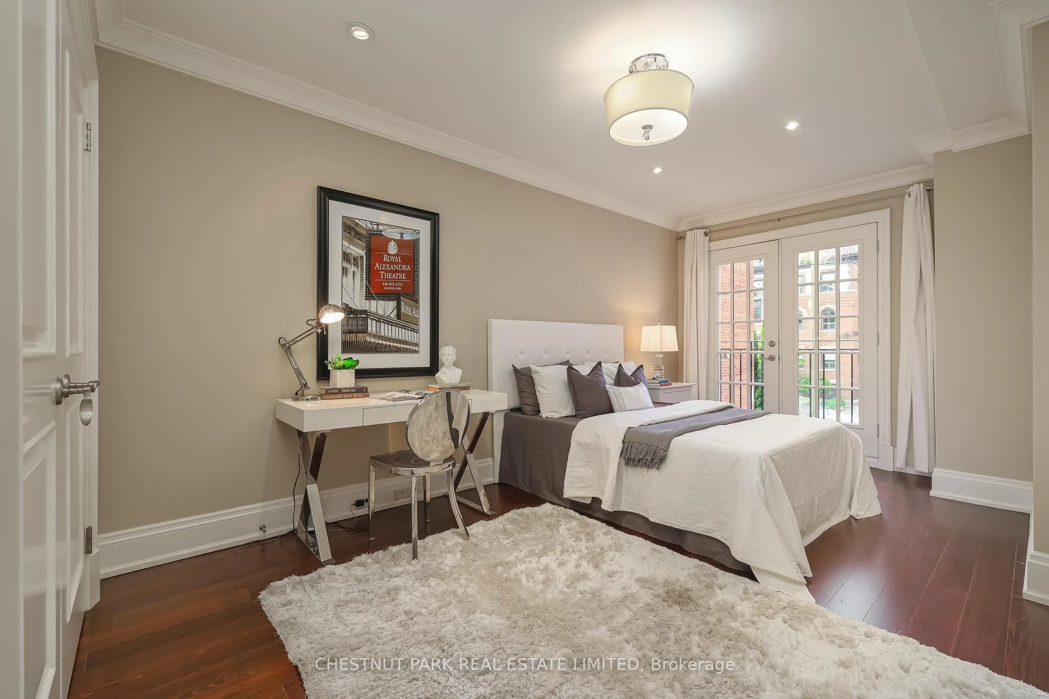 317 Lonsdale Road, #2B