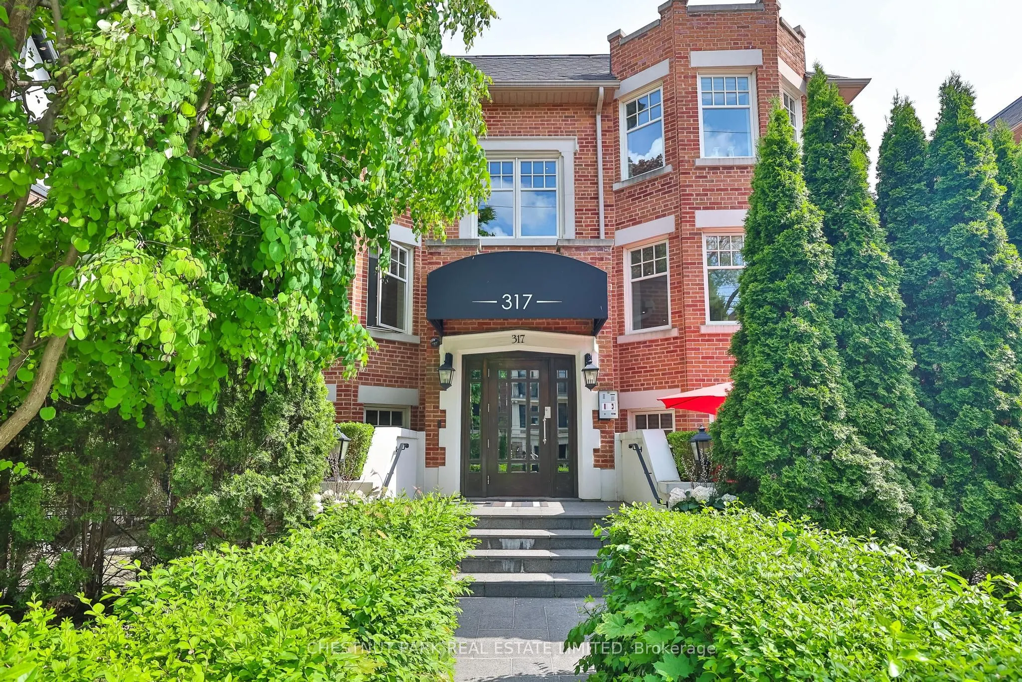 317 Lonsdale Road, #2B