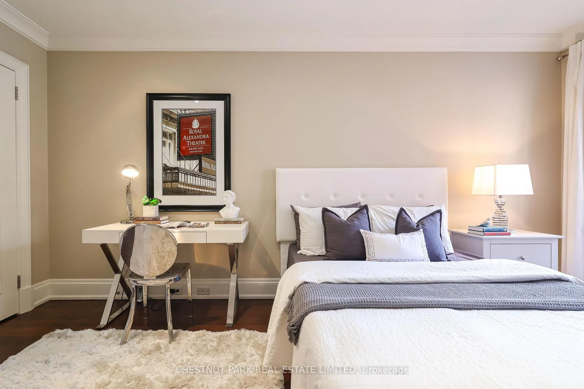 317 Lonsdale Road, #2B