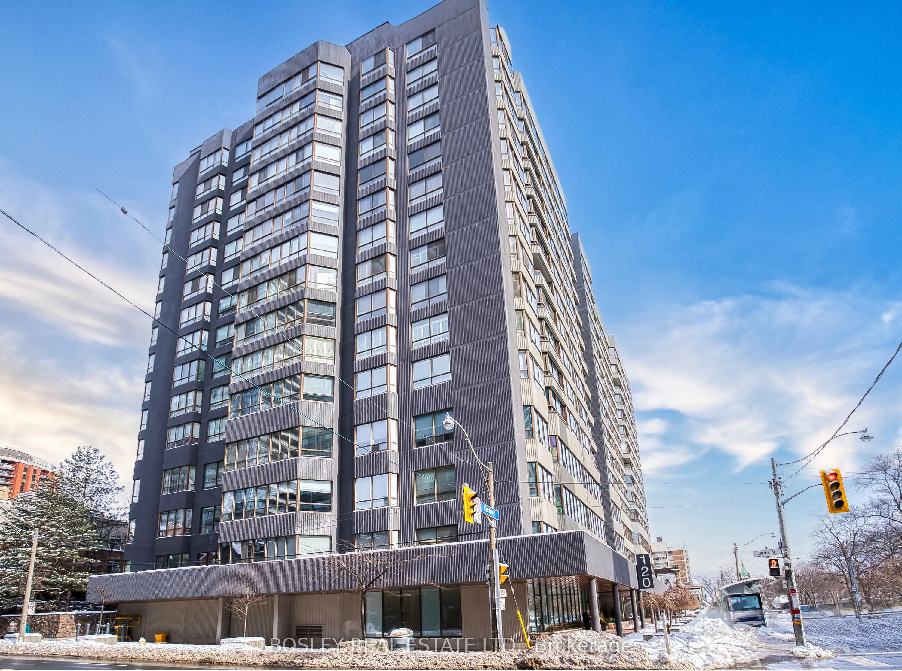 120 Carlton Street, #416