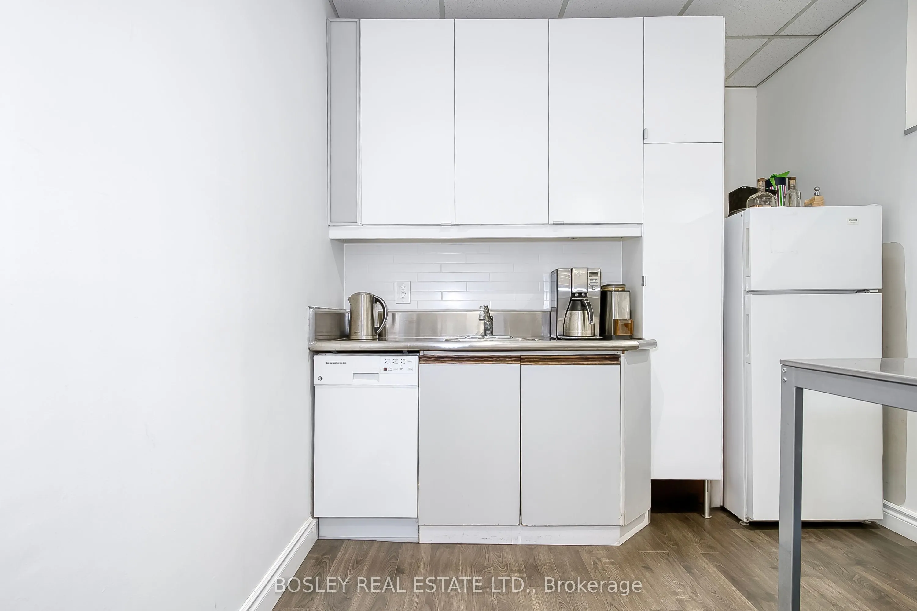 120 Carlton Street, #416