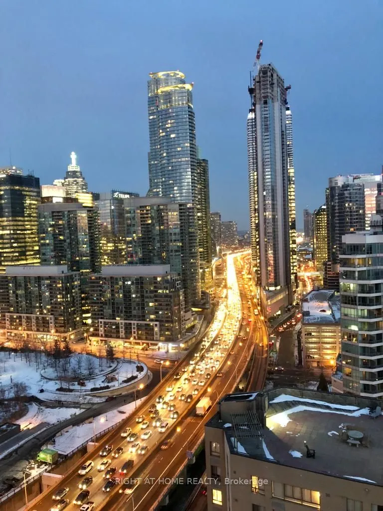 260 Queens Quay W, #2807
