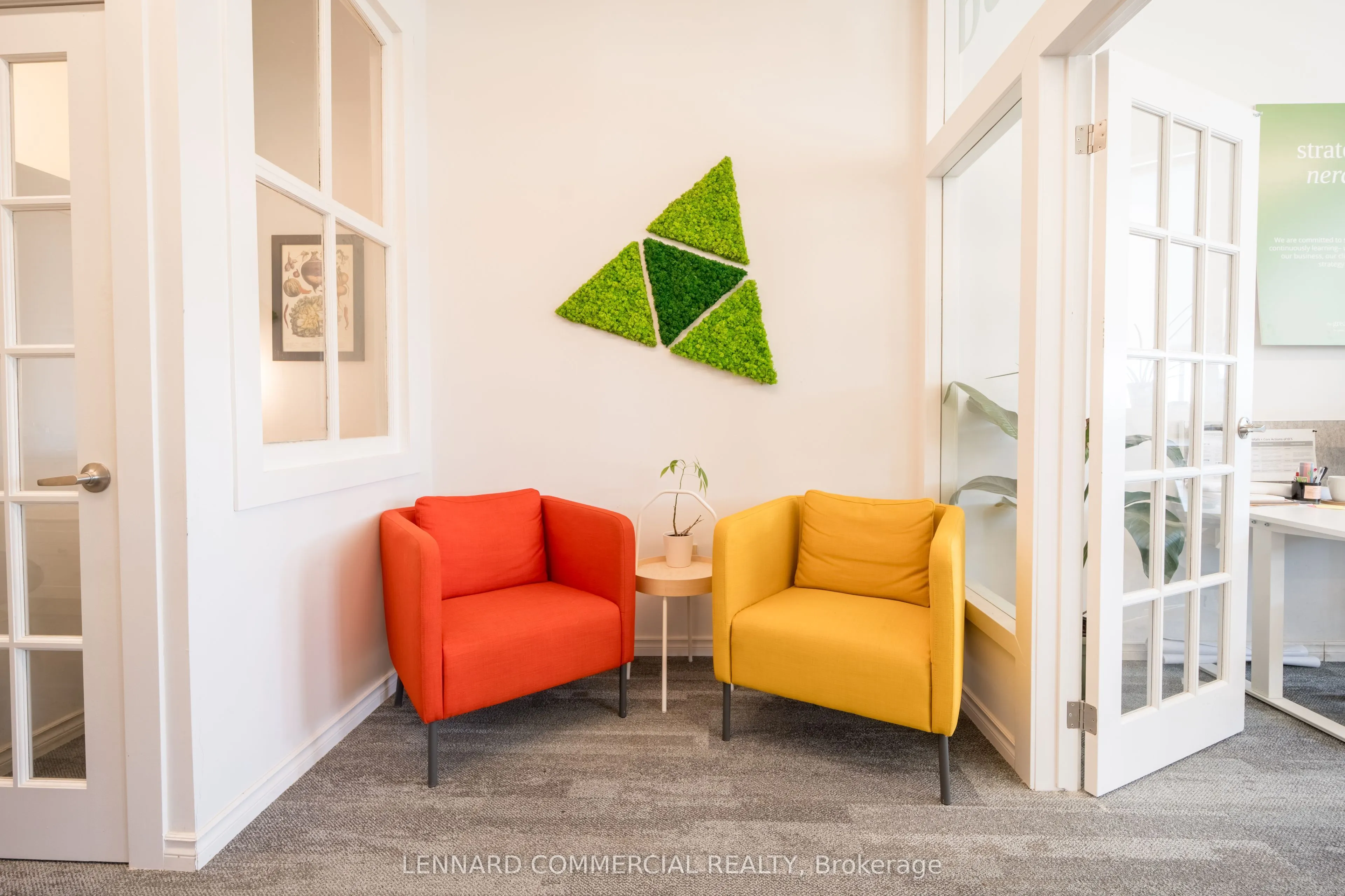 720 Bathurst Street, #402&422