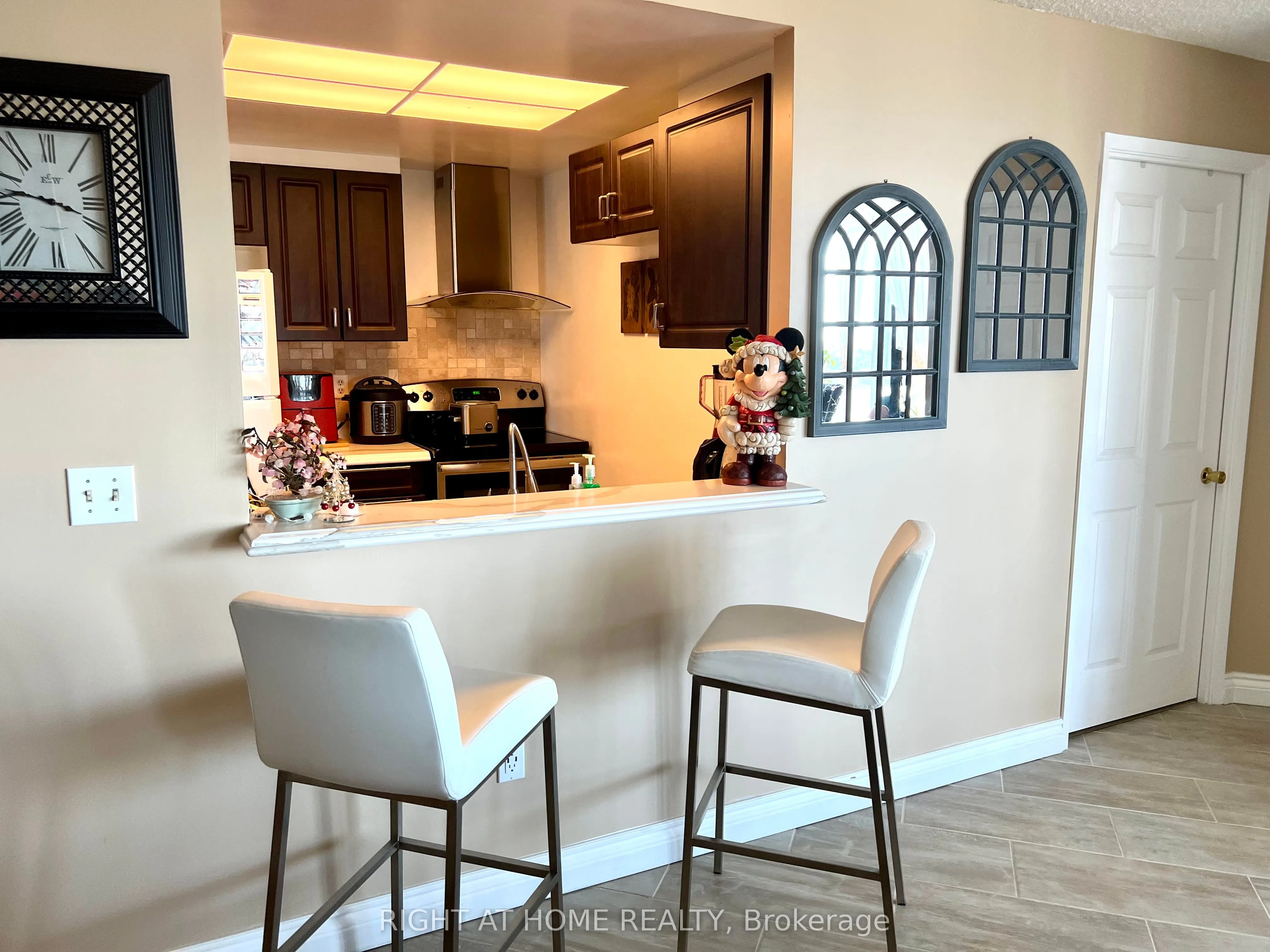 7 Concorde Place E, #2110